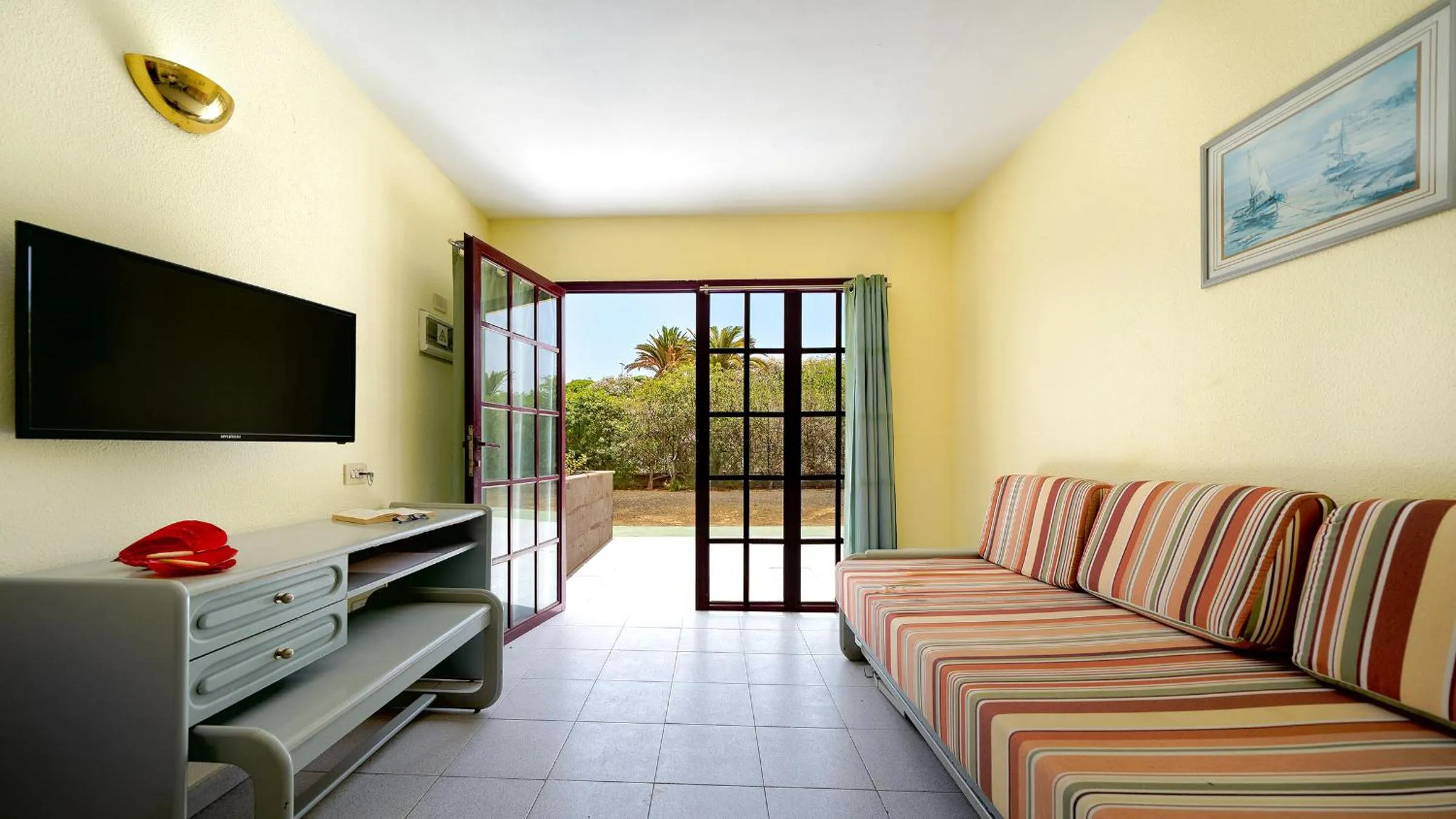 Living room in Bungalows Maspalomas Oasis Club - All Inclusive.