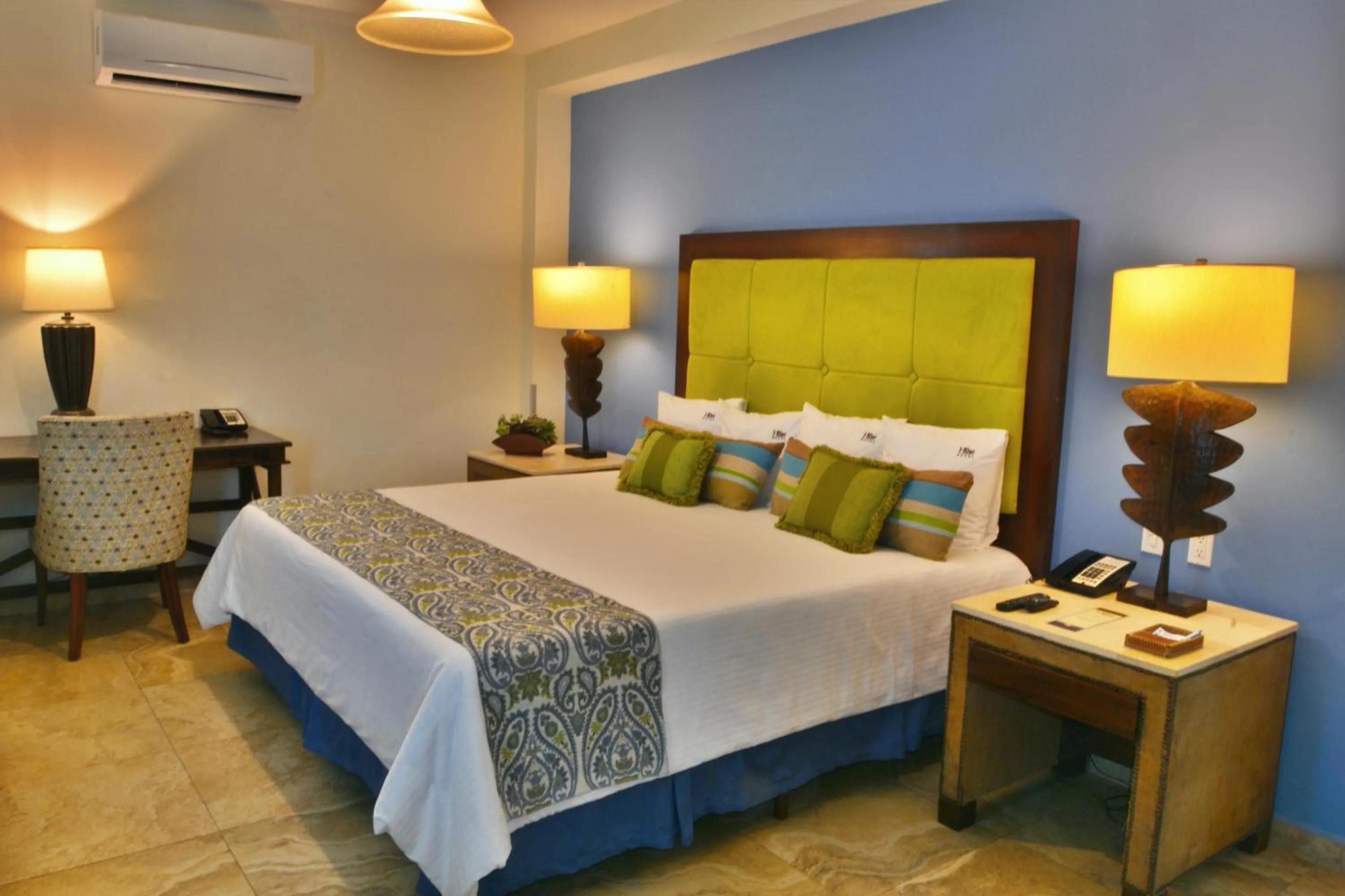 Bed in Hotel HBlue Centro