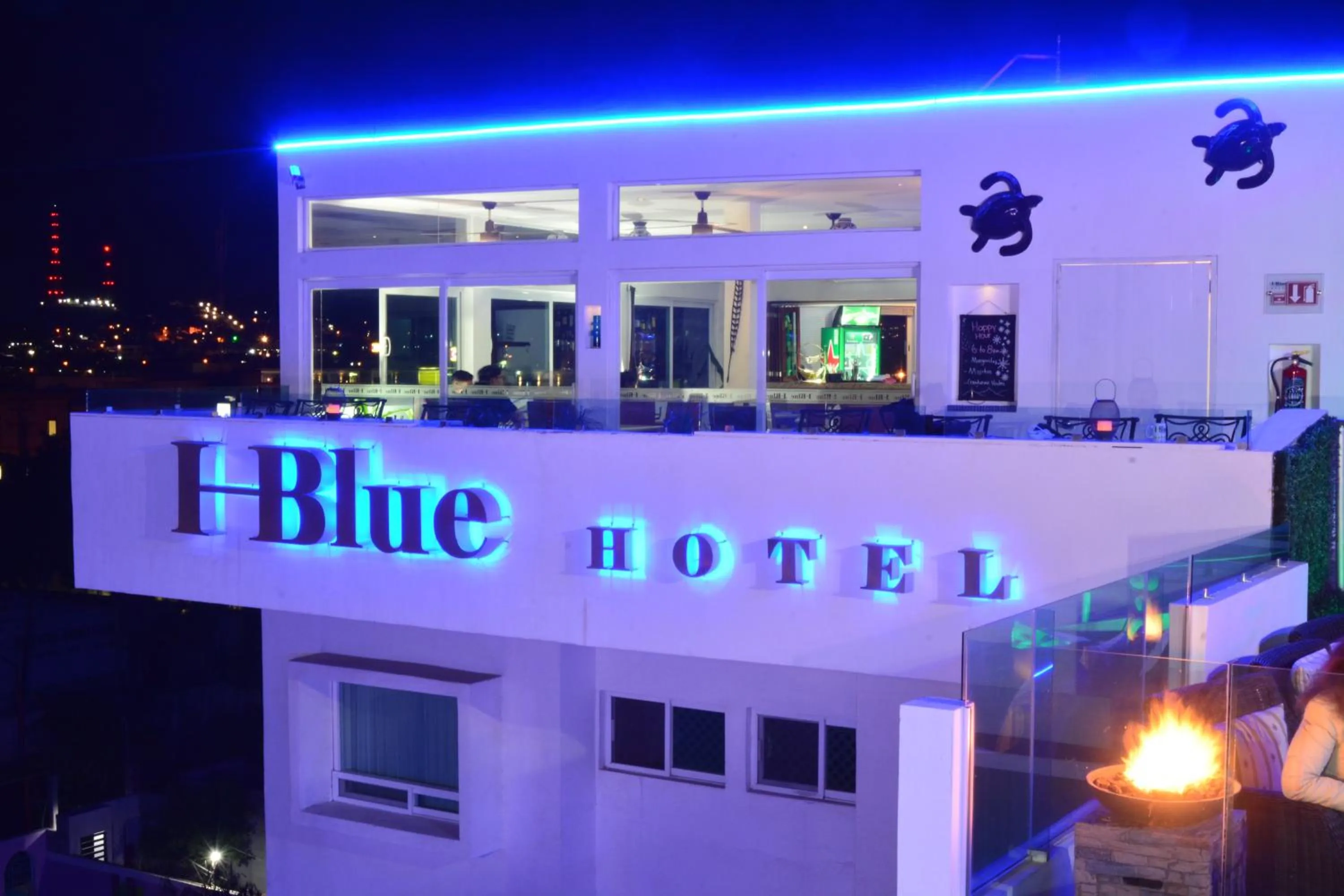 Property building in Hotel HBlue Centro