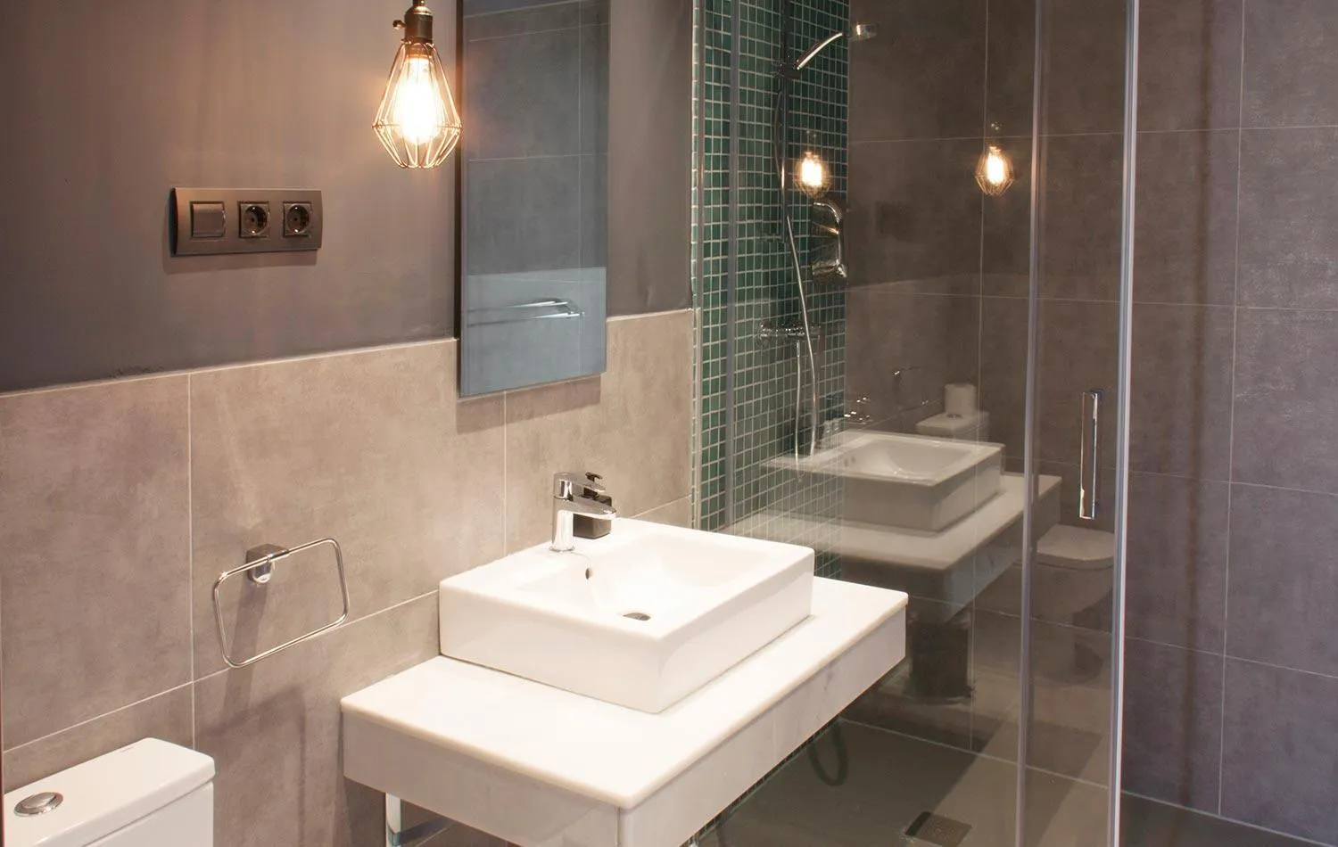 Bathroom in Apartamentos NONO by Charming Stay