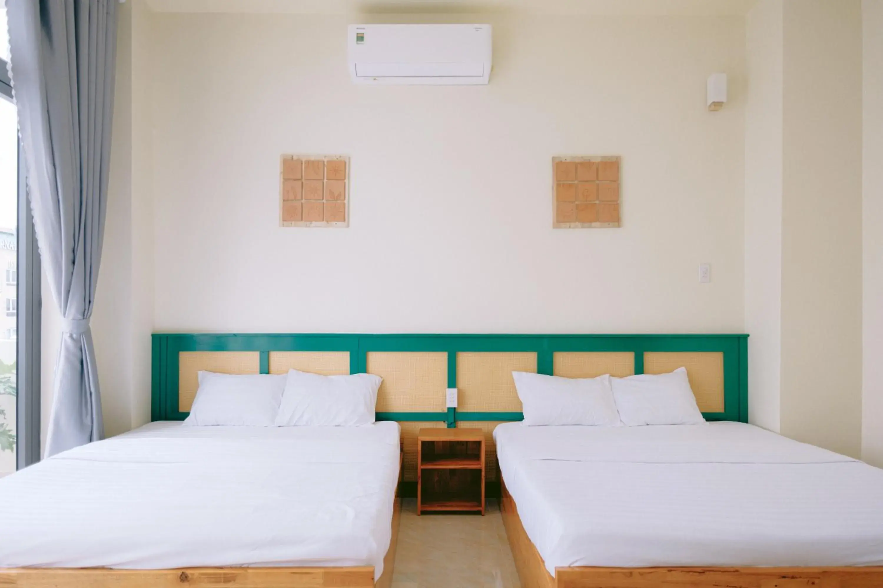 Family Room with Balcony in De Rivé Homestay 2 - Bến Ninh Kiều Family Room with Balcony in De Rivé Homestay 2 - Bến Ninh Kiều