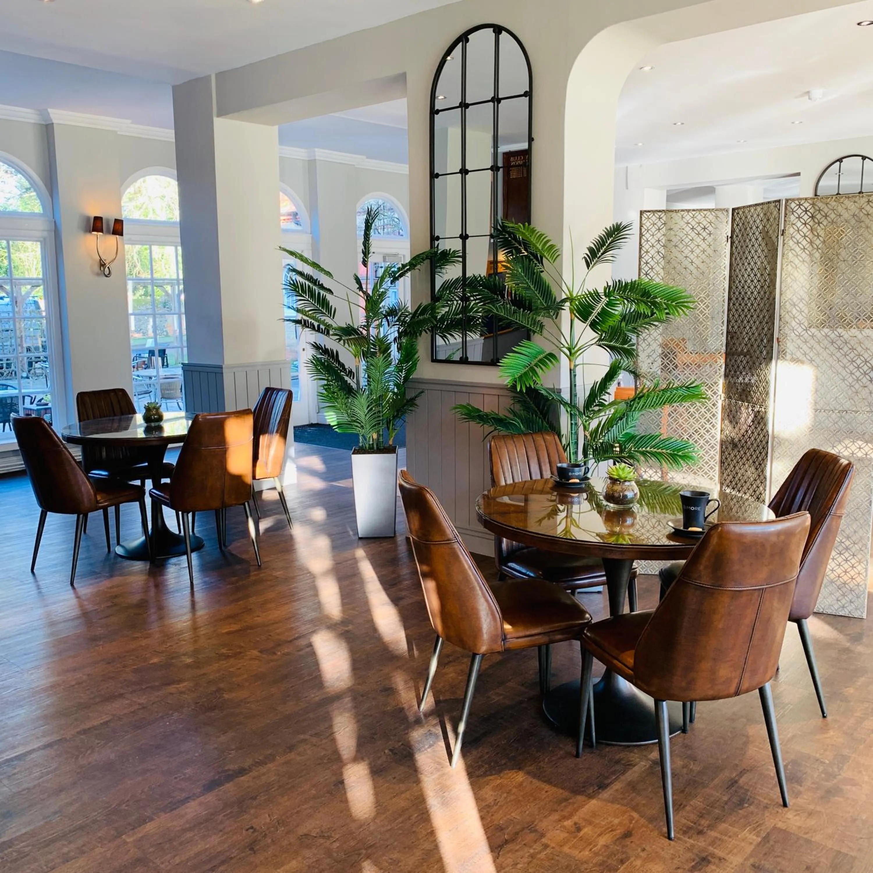 Restaurant/places to eat in Badgemore Park