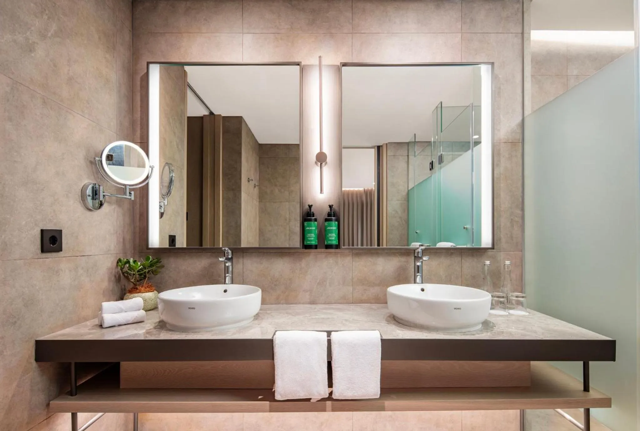 Bathroom in Crowne Plaza Labuan Bajo by IHG