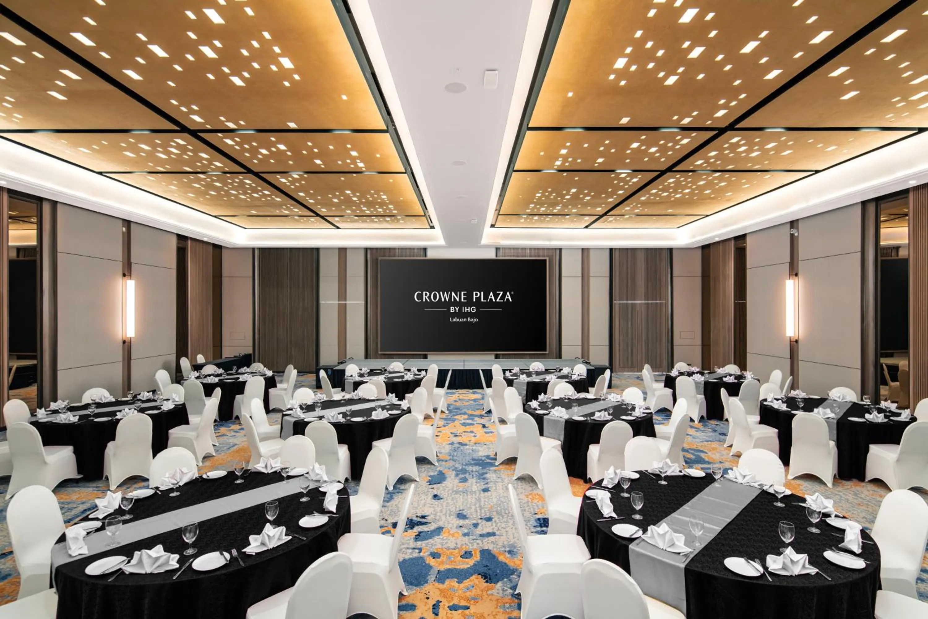 Banquet/Function facilities in Crowne Plaza Labuan Bajo by IHG