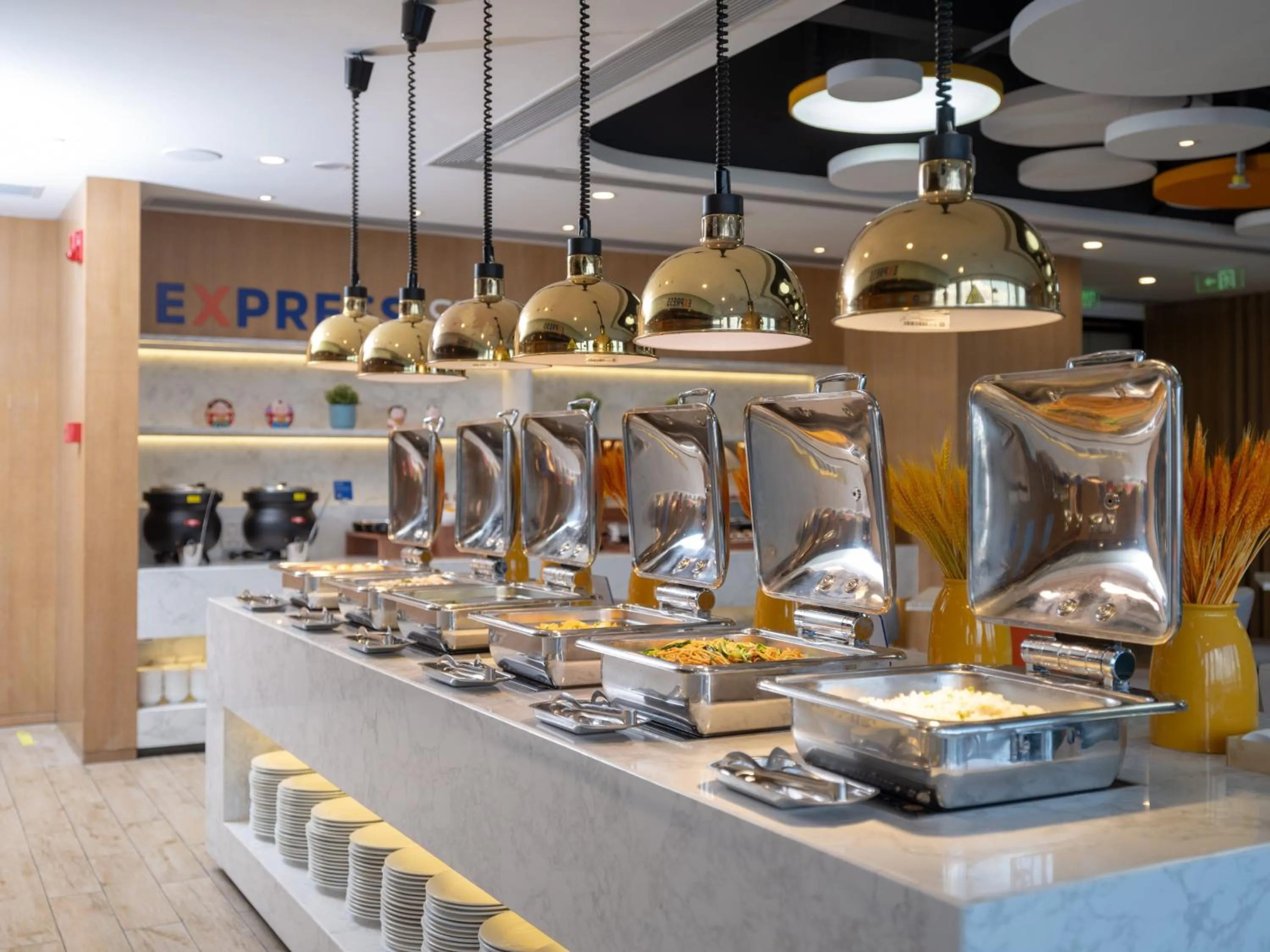 Restaurant/places to eat in Holiday Inn Express Wuxi Taihu by IHG