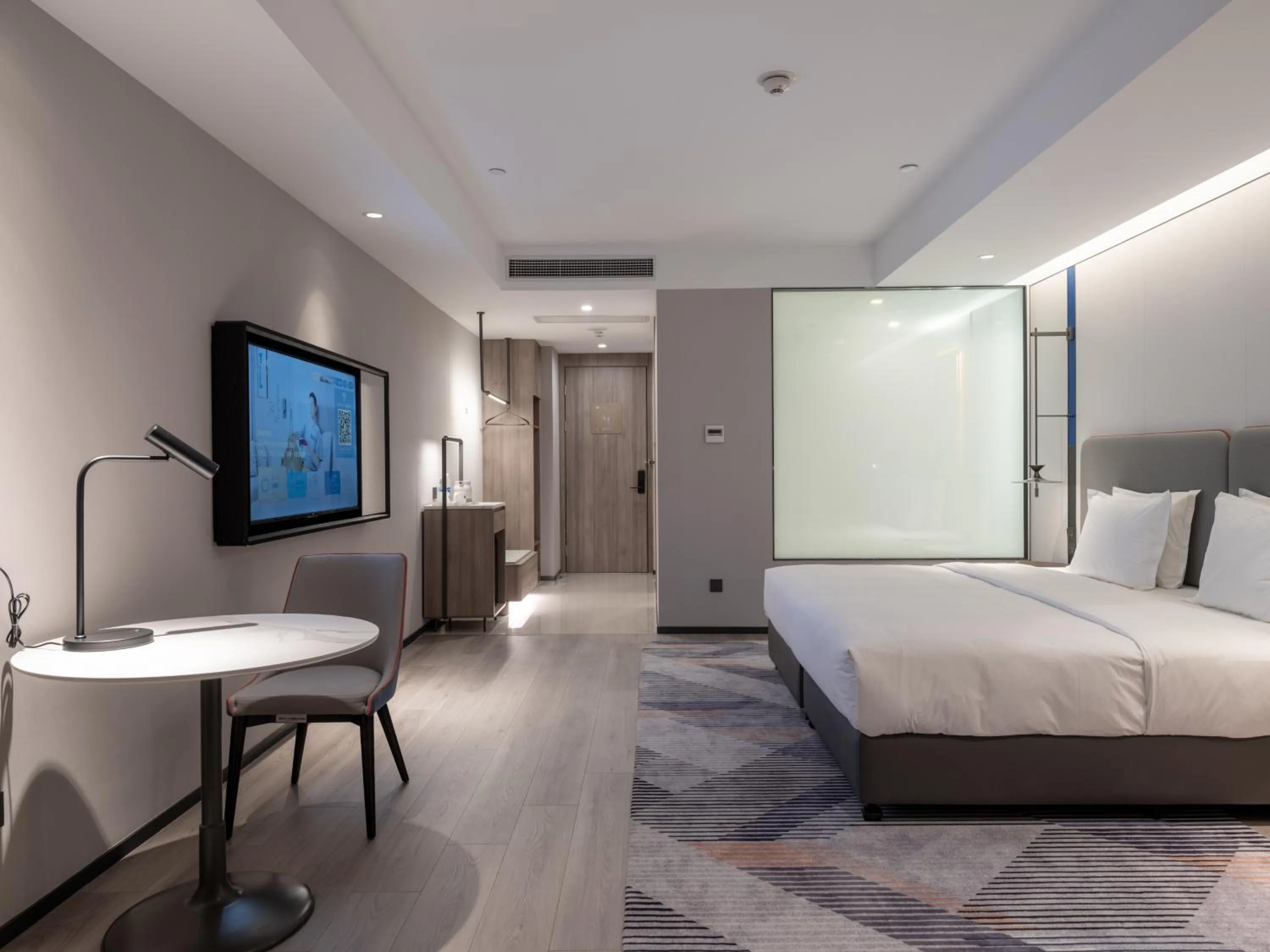 Bed in Holiday Inn Express Wuxi Taihu by IHG