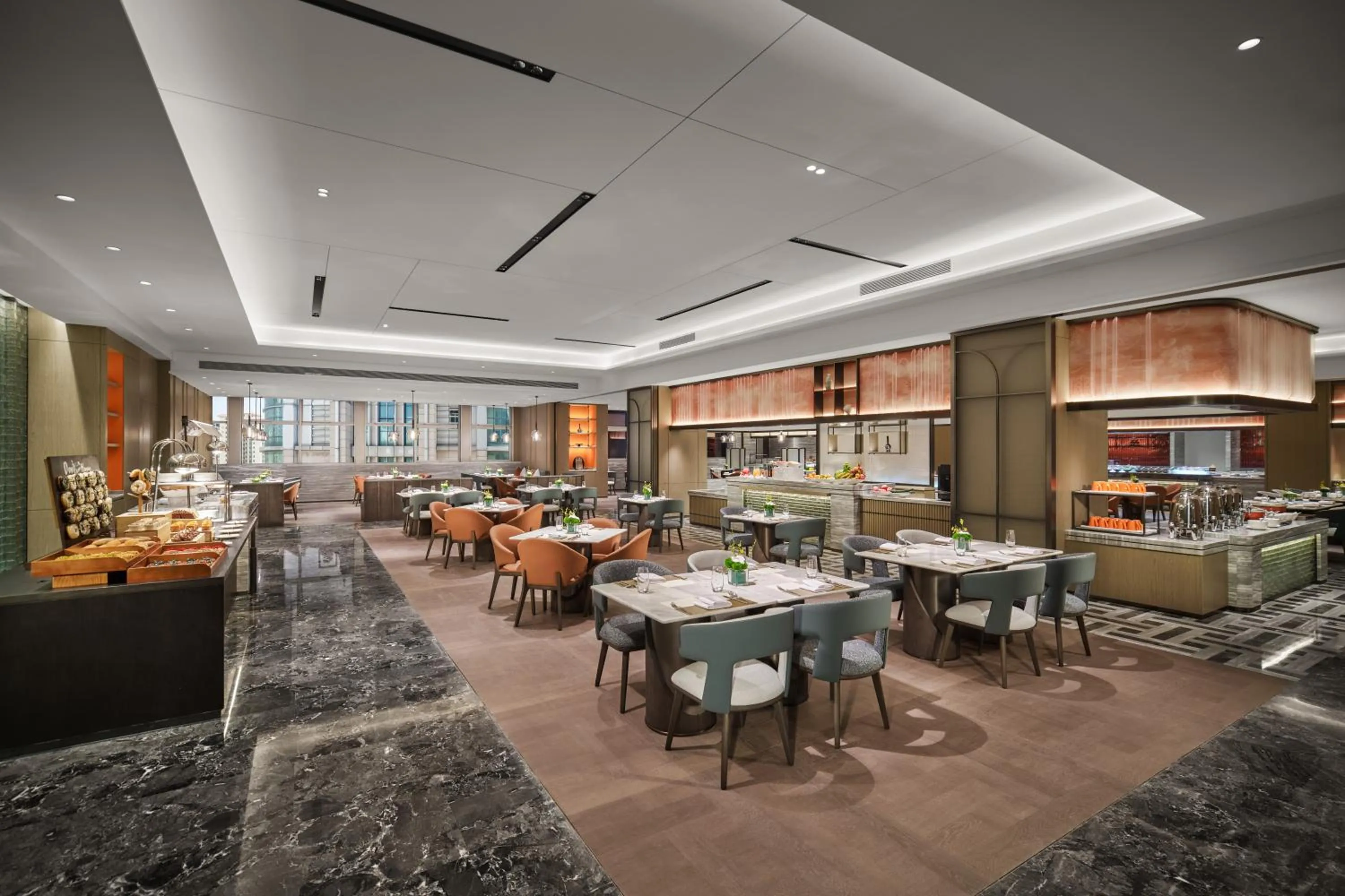 Restaurant/places to eat in Crowne Plaza Zhongshan Torch High-tech Zone by IHG