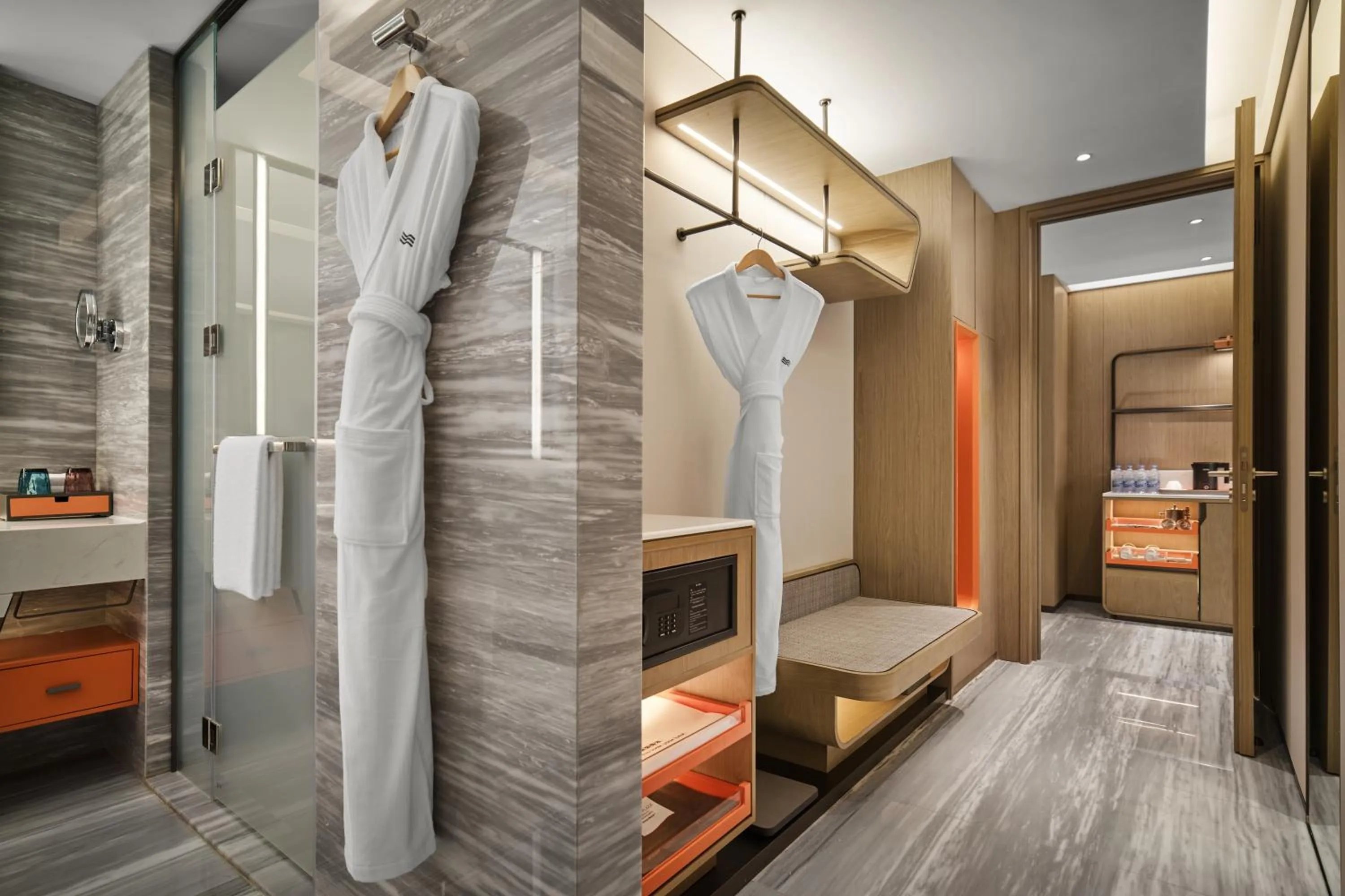 Bathroom in Crowne Plaza Zhongshan Torch High-tech Zone by IHG