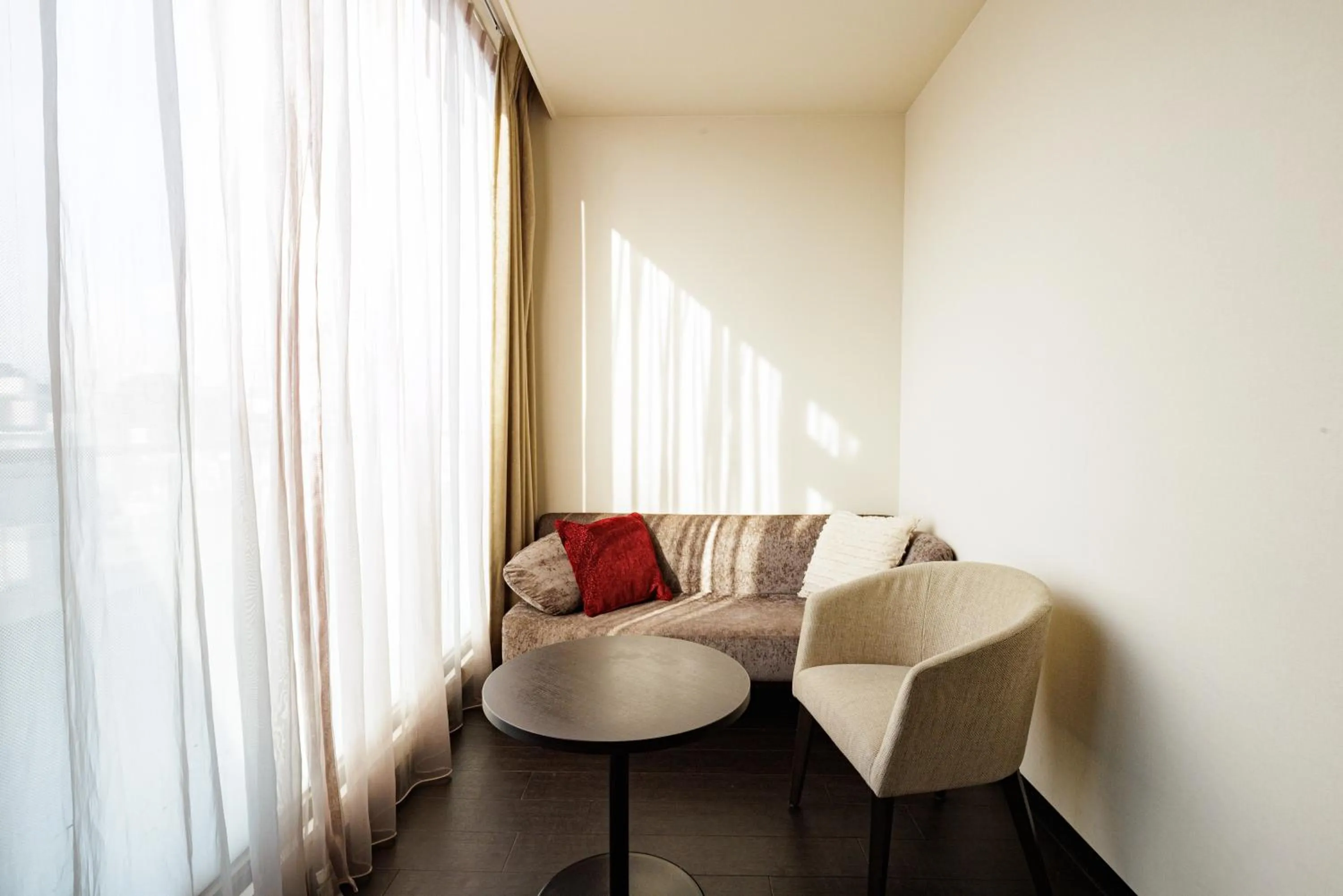 Photo of the whole room in HOTEL AMANEK Osaka Namba