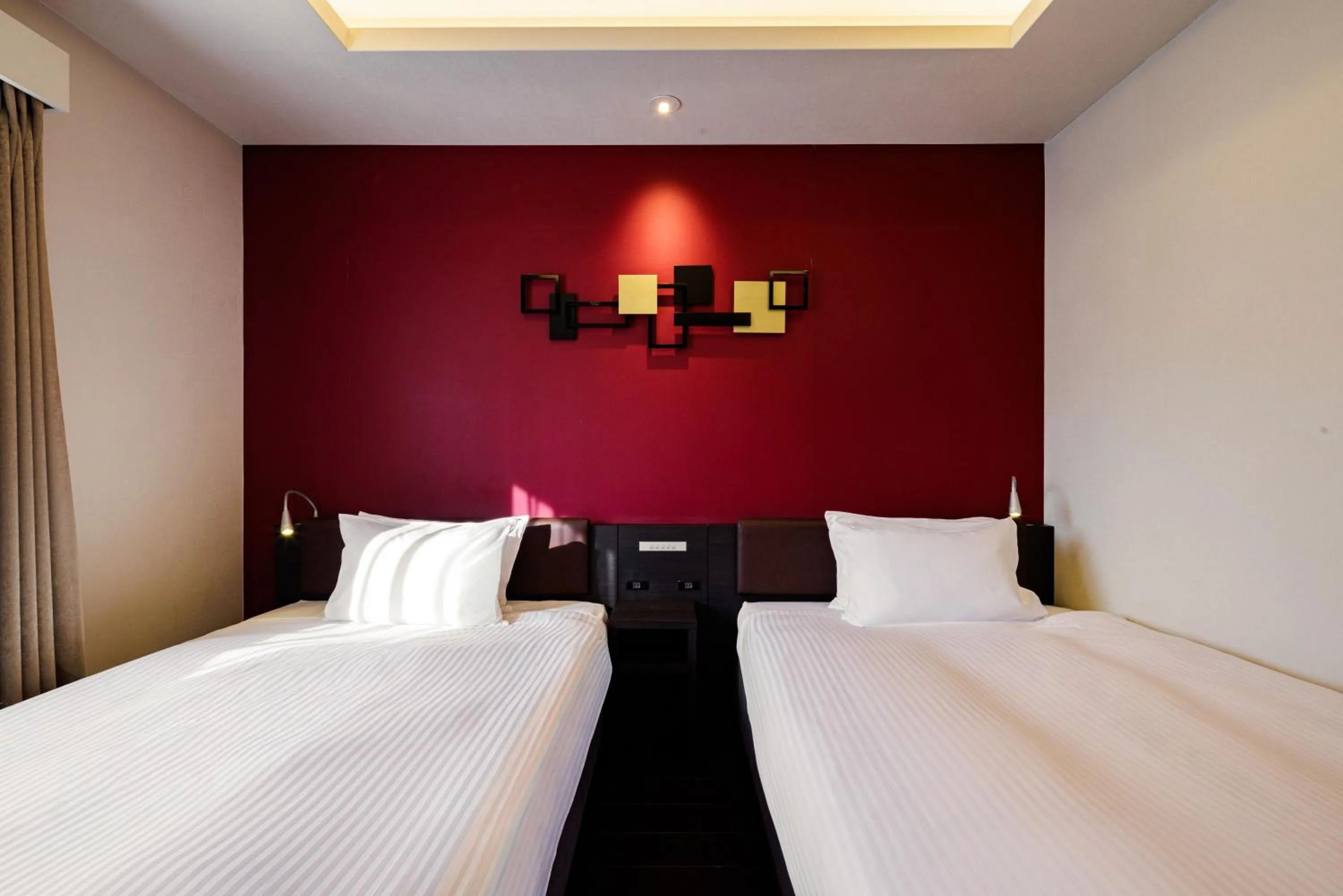 Photo of the whole room, Bed in HOTEL AMANEK Osaka Namba