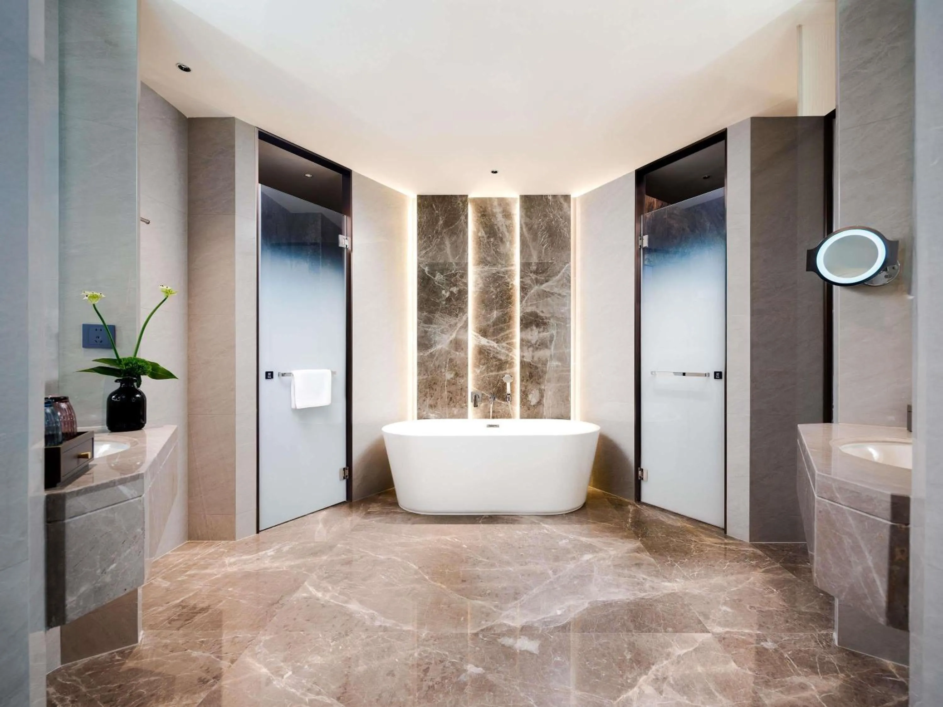 Bedroom in Pullman Chongqing Xiyue