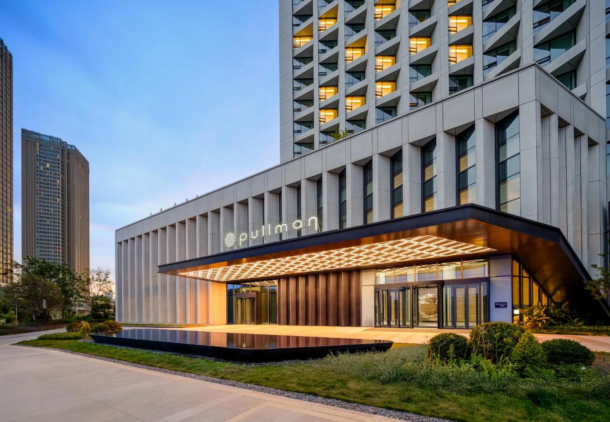 Property building in Pullman Chongqing Xiyue