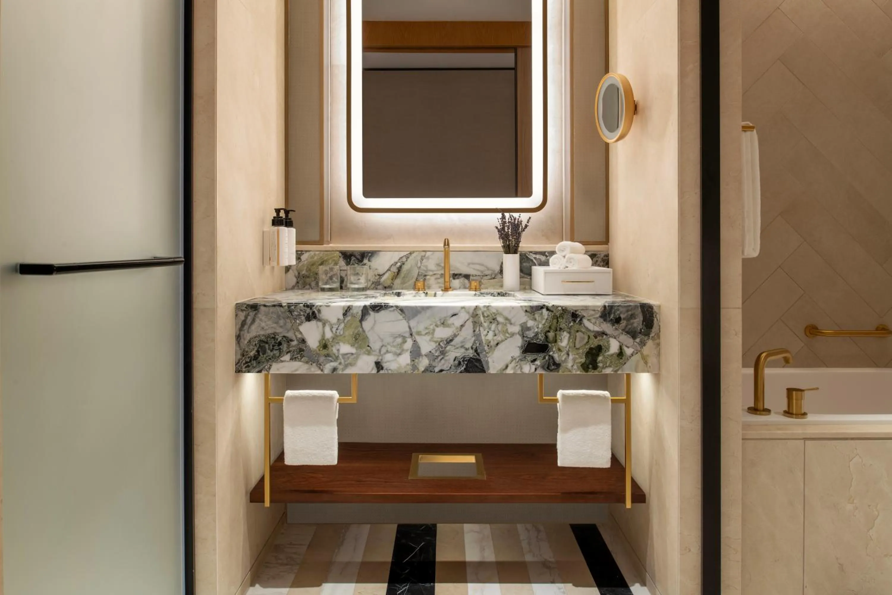 Bathroom in Swissôtel Corniche Park Towers Doha