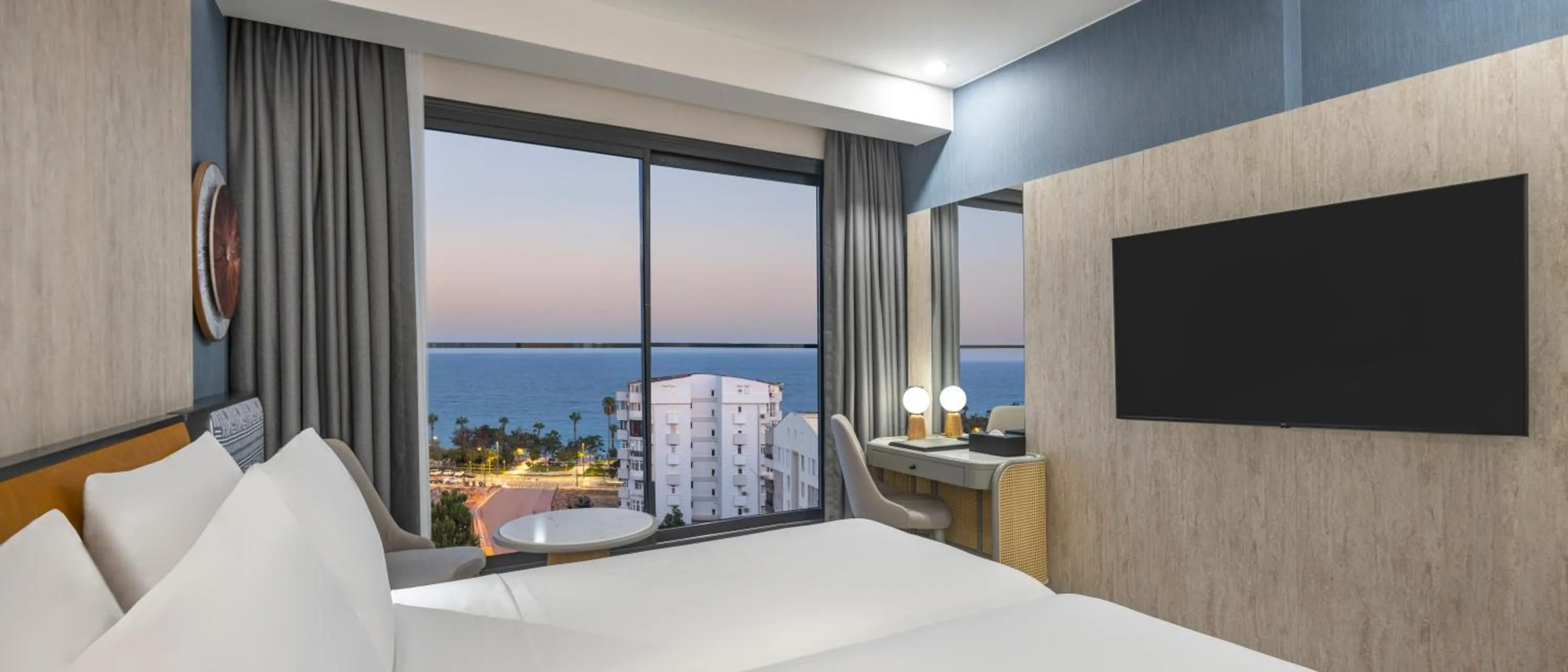 Bed in MERCURE ANTALYA KONYAALTI