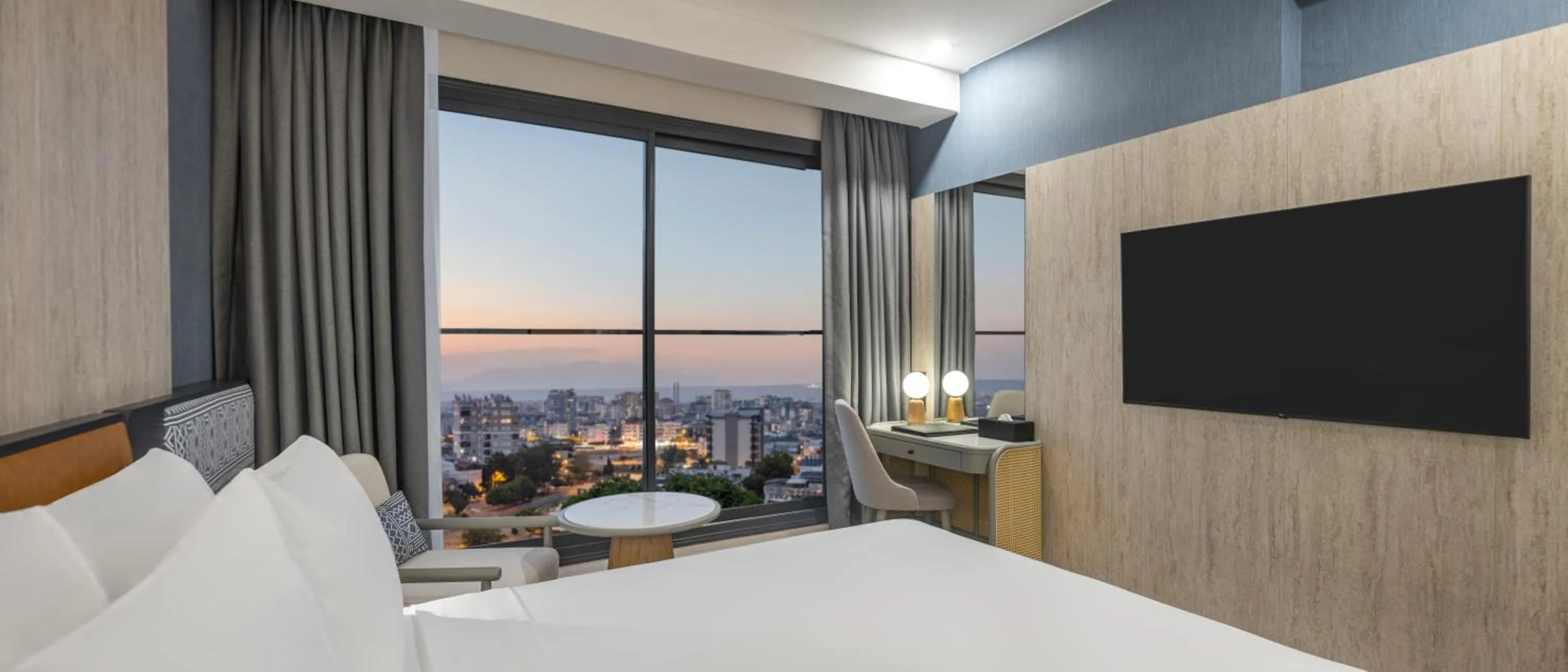 Bed in MERCURE ANTALYA KONYAALTI