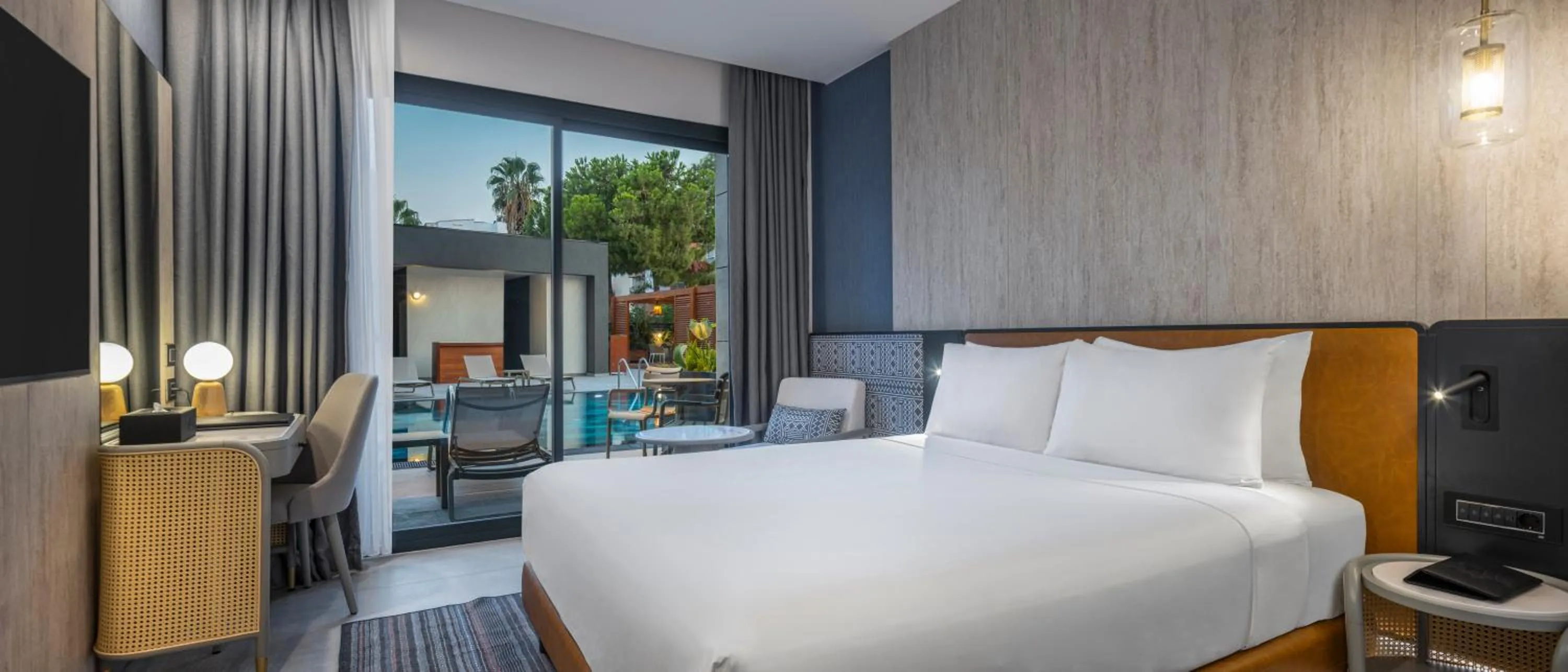 Bed in MERCURE ANTALYA KONYAALTI