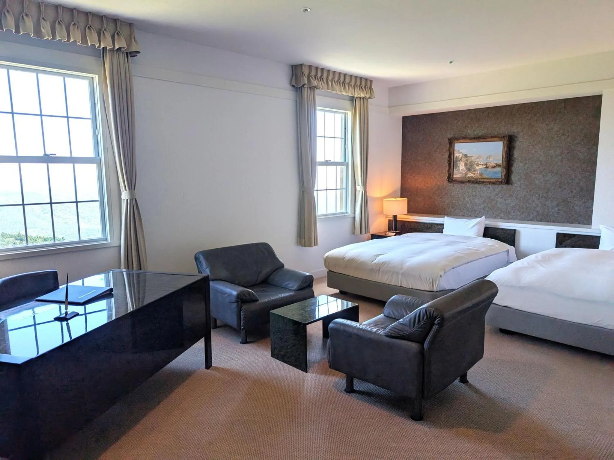 Photo of the whole room, Bed in Yugashima Golf Club & Hotel Resort