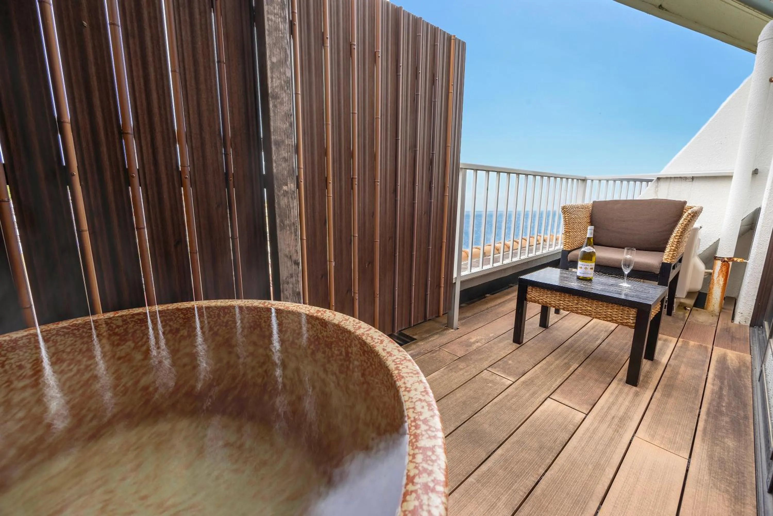 Hot Spring Bath in Shinyu no Yado SAZANA