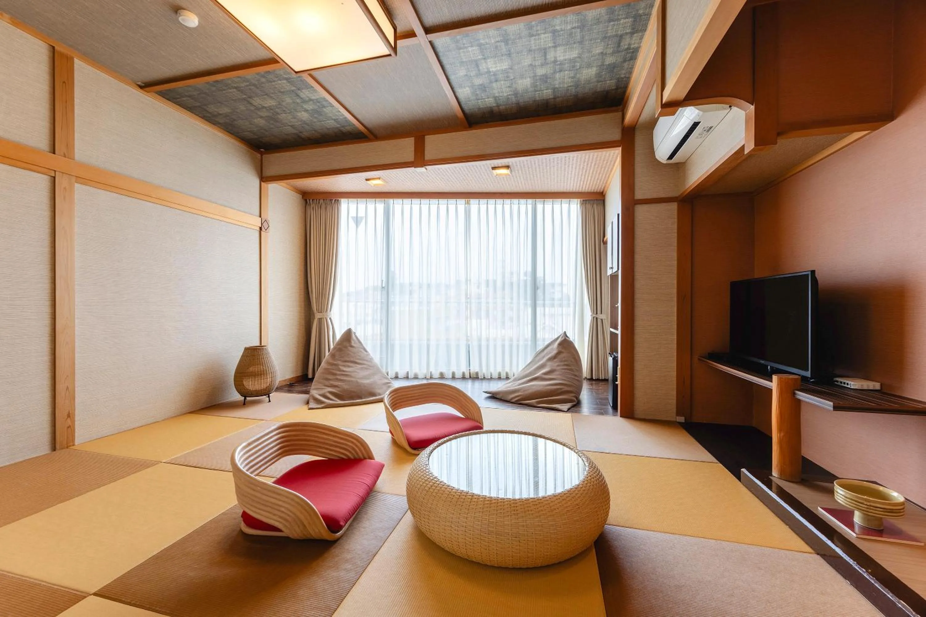 Photo of the whole room in Shinyu no Yado SAZANA