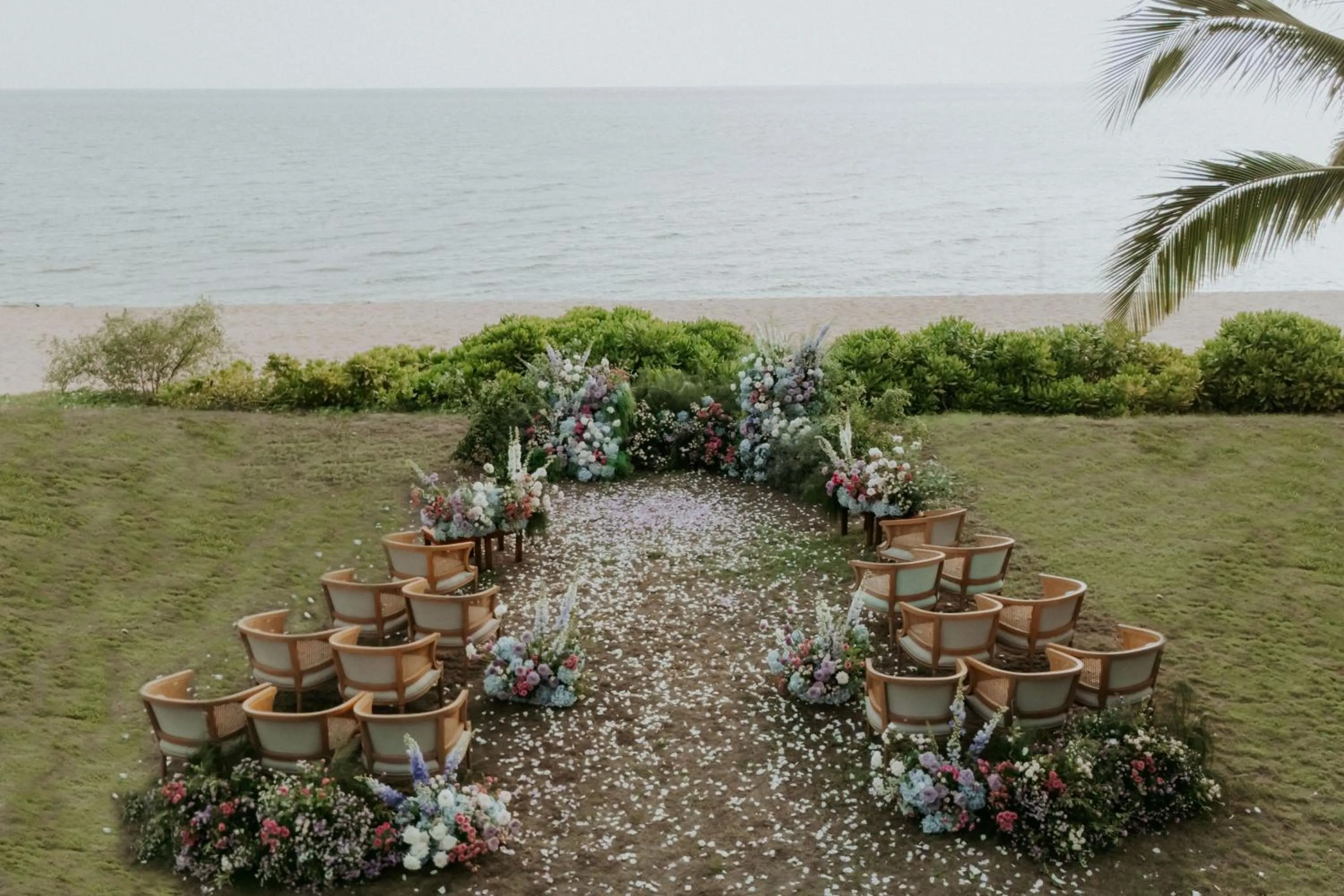 Beach in Sheraton Phu Quoc Long Beach Resort