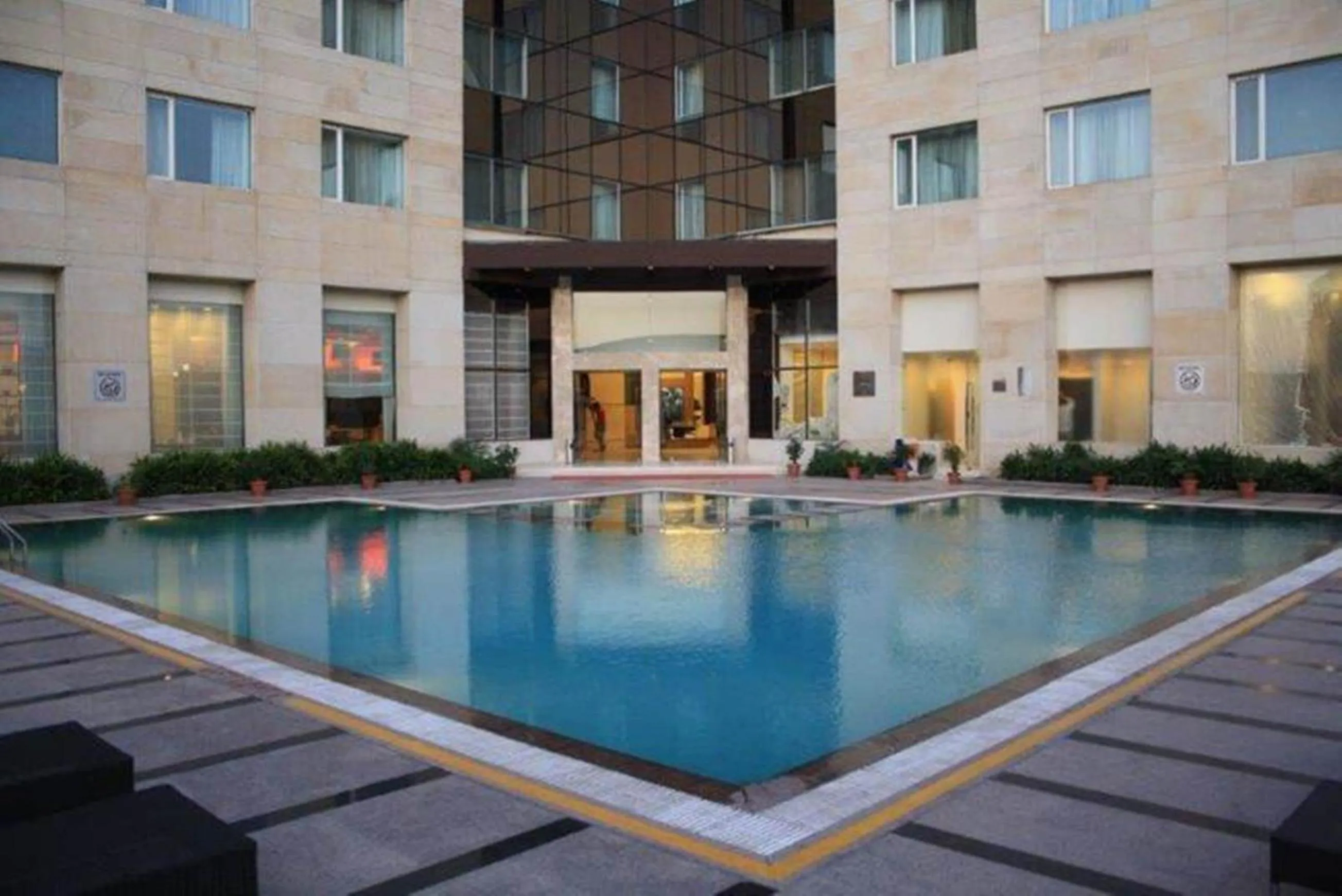 Swimming pool in Fortune Park Orange, Sidhrawali, Gurugram - Member ITC Hotels' Group