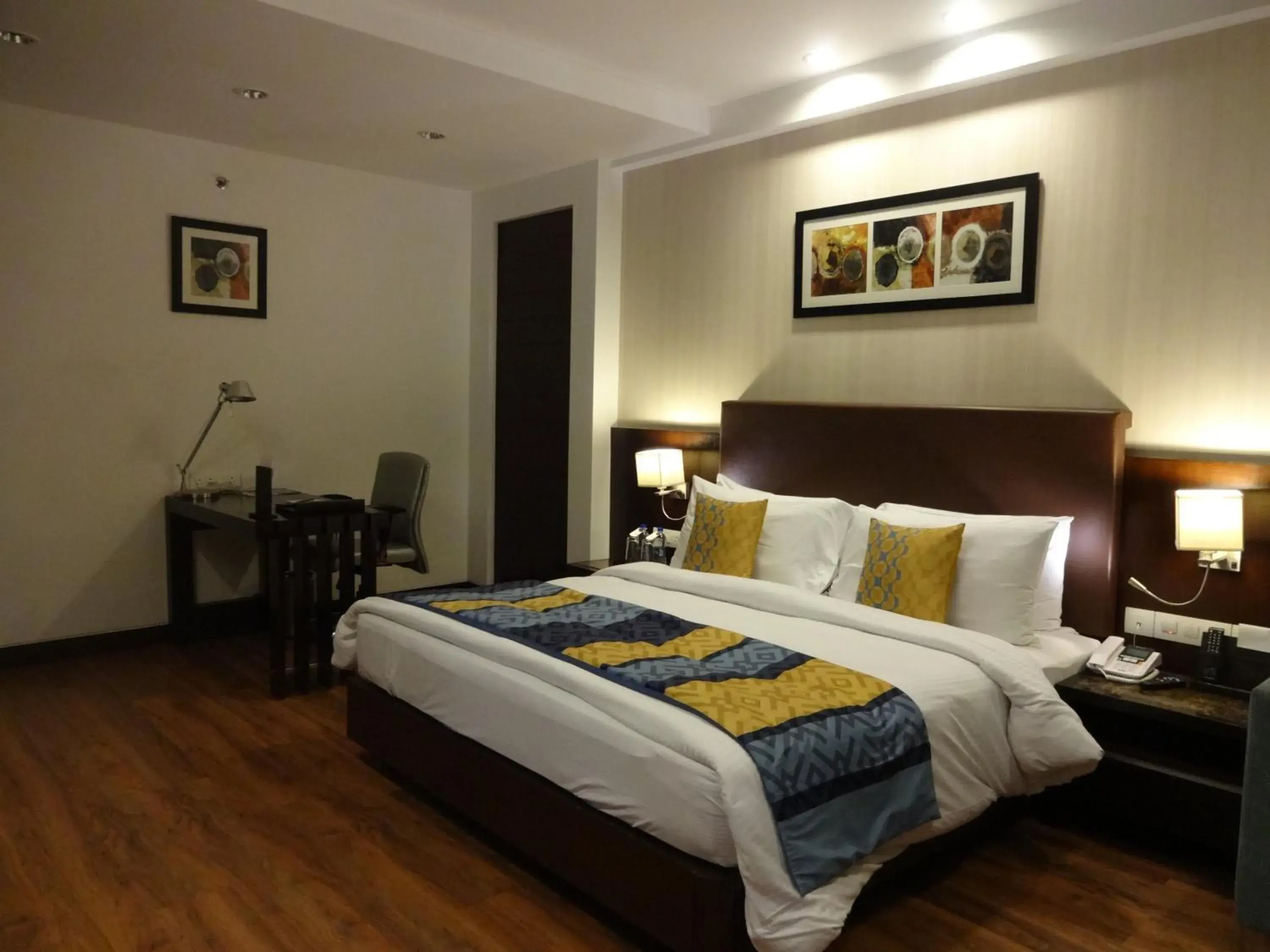 Fortune Club Room - single occupancy in Fortune Park Orange, Sidhrawali, Gurugram - Member ITC Hotels' Group Fortune Club Room - single occupancy in Fortune Park Orange, Sidhrawali, Gurugram - Member ITC Hotels' Group