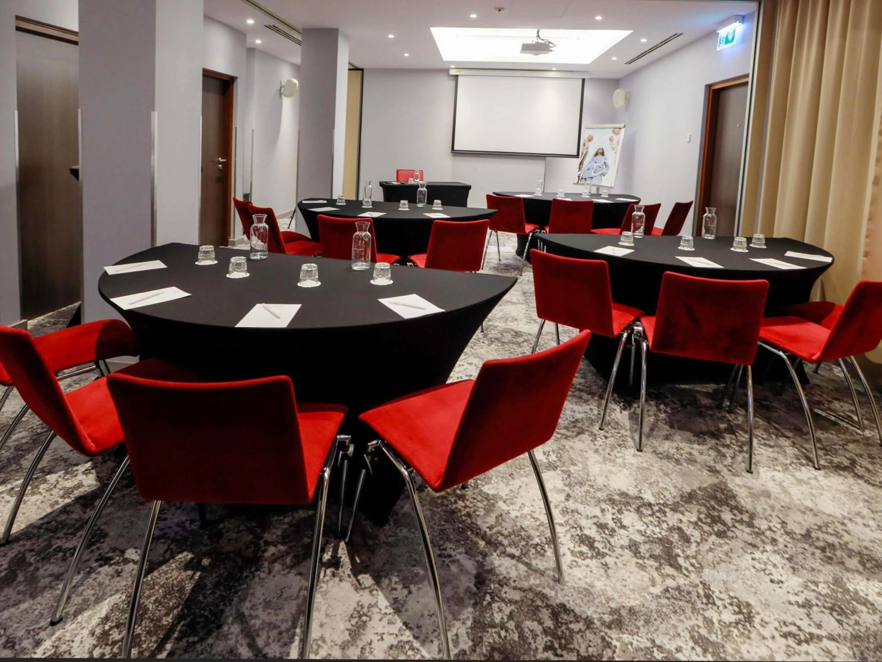 Meeting/conference room in Mercure Warszawa Grand