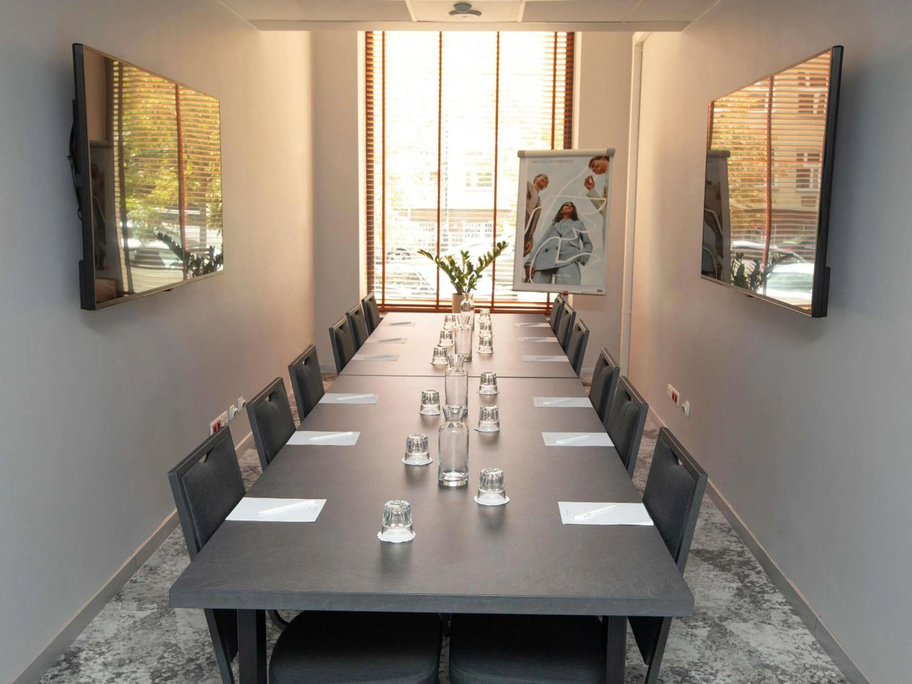 Meeting/conference room in Mercure Warszawa Grand