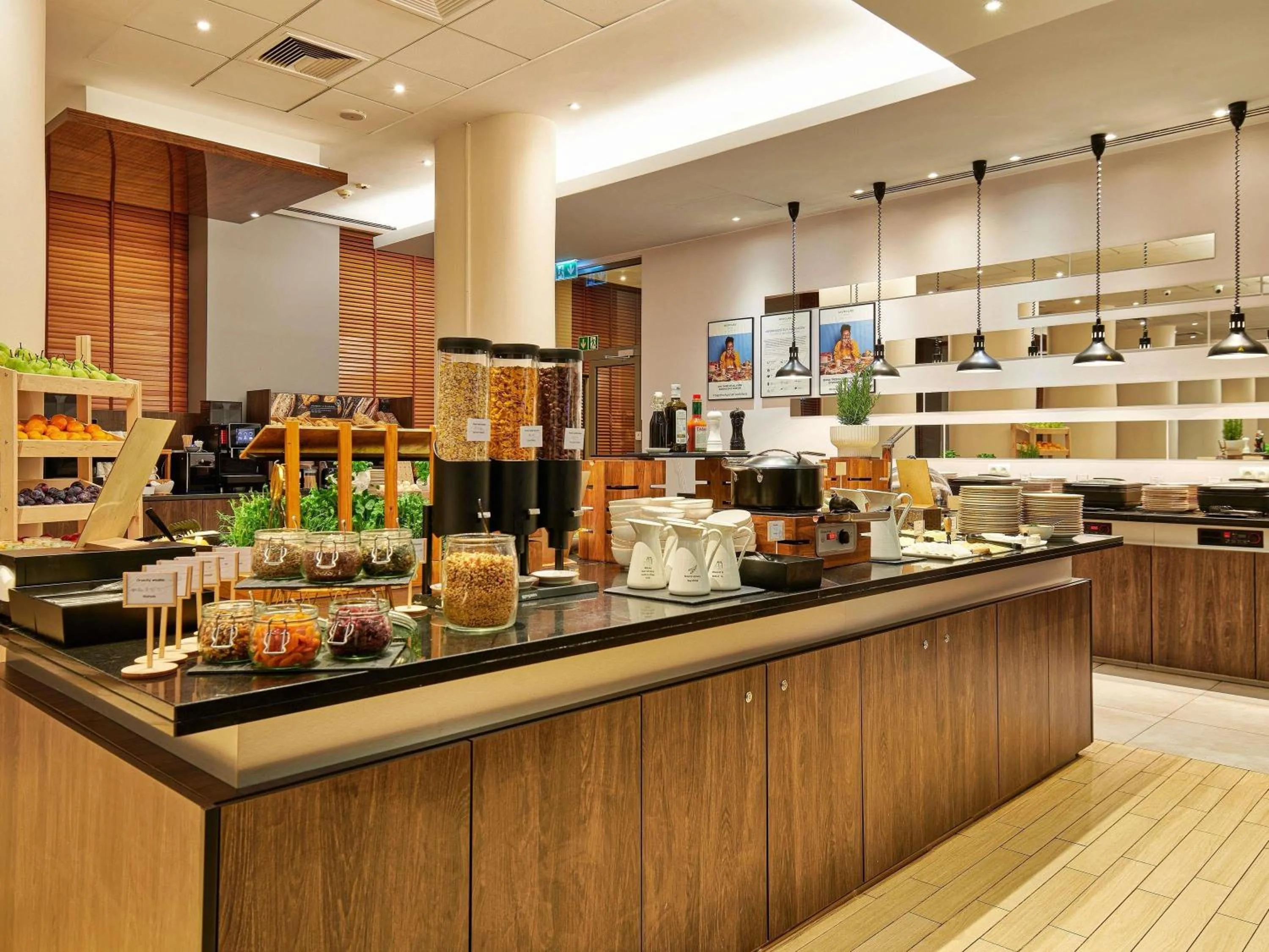 Breakfast in Mercure Warszawa Grand