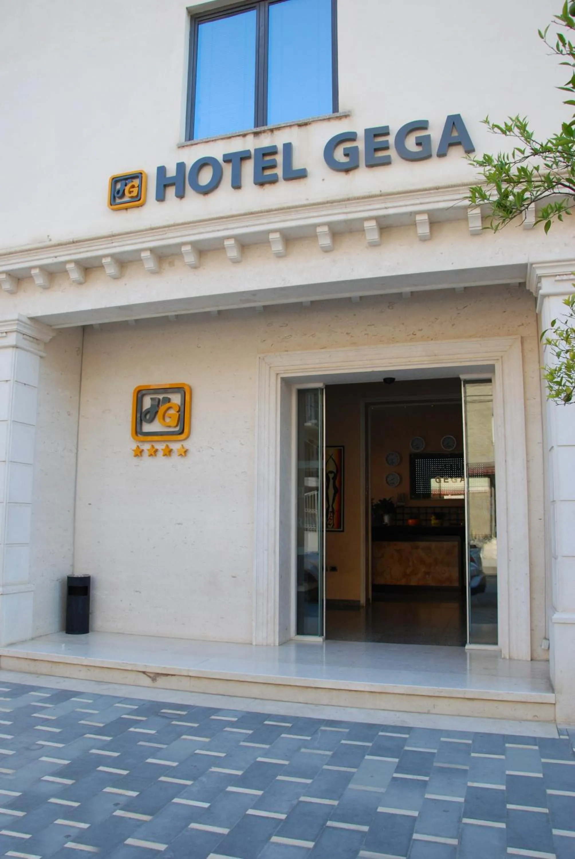 Facade/entrance in Hotel Gega