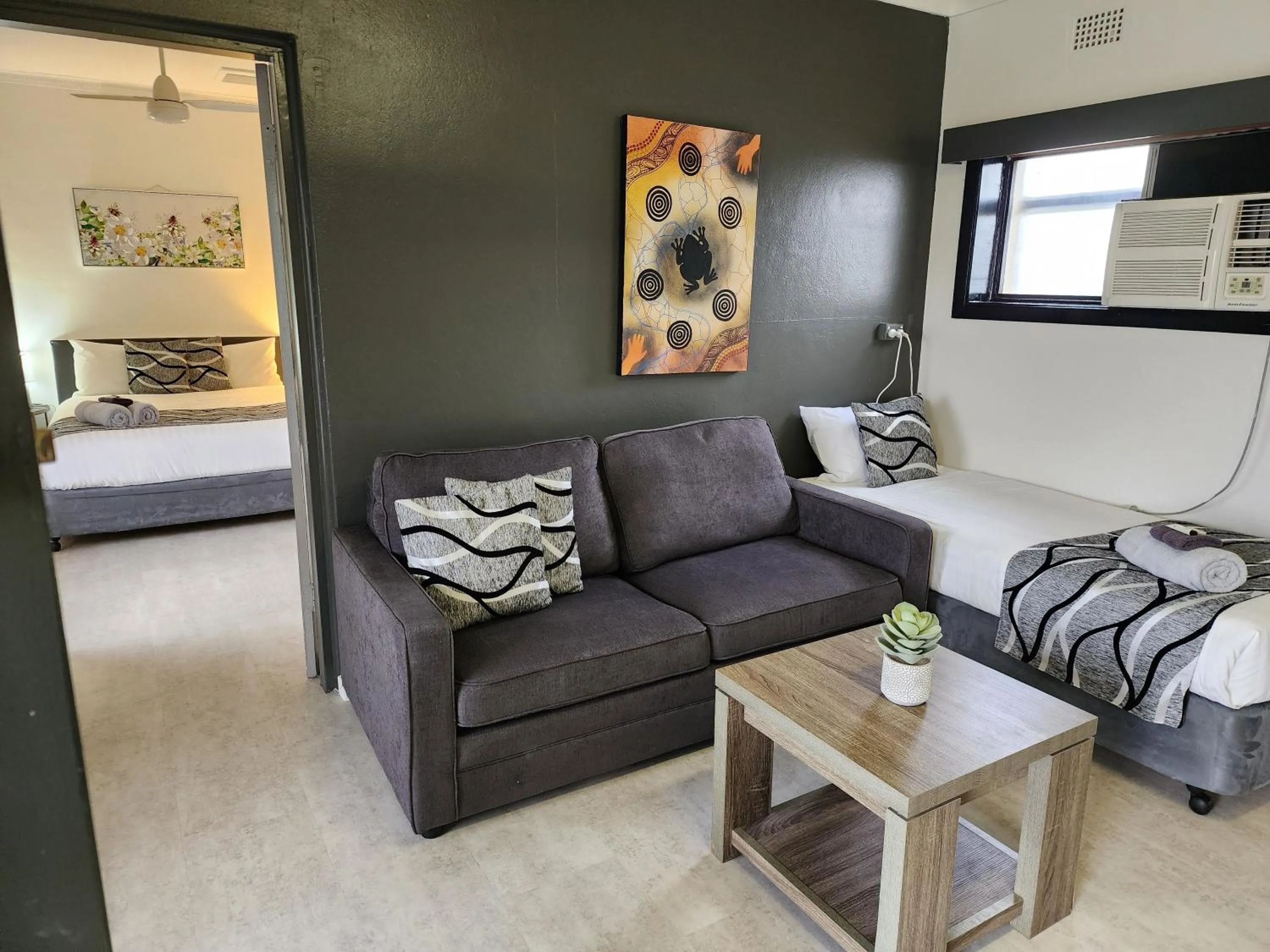 Bed in Inverell Motel