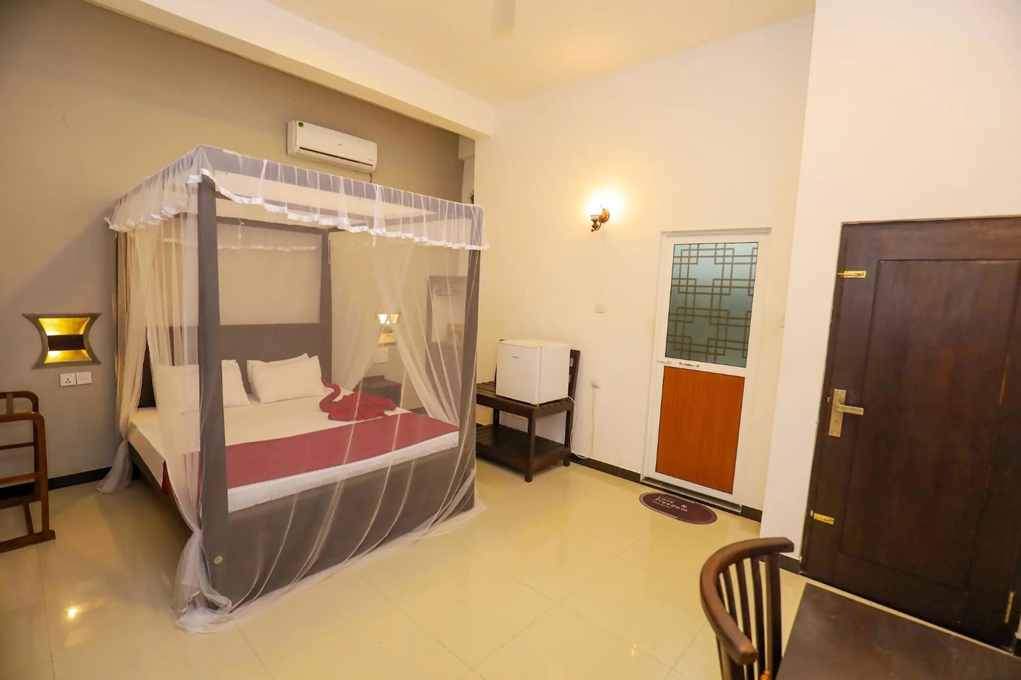 Bedroom, Bed in Tinara River Inn, Weligama