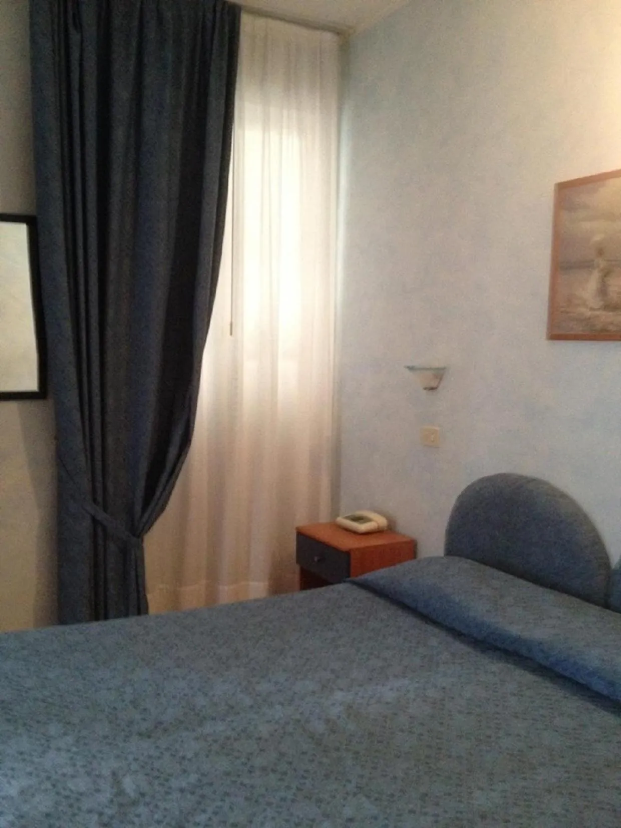 Bed in Hotel La Milanese