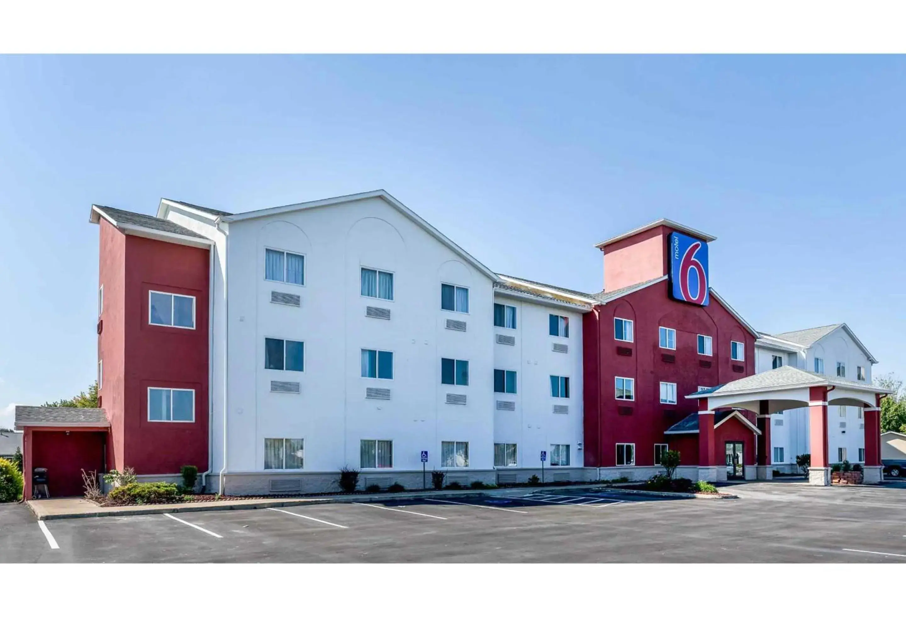 Studio 6 Indianapolis, IN - Southport Studio 6 Indianapolis, IN - Southport