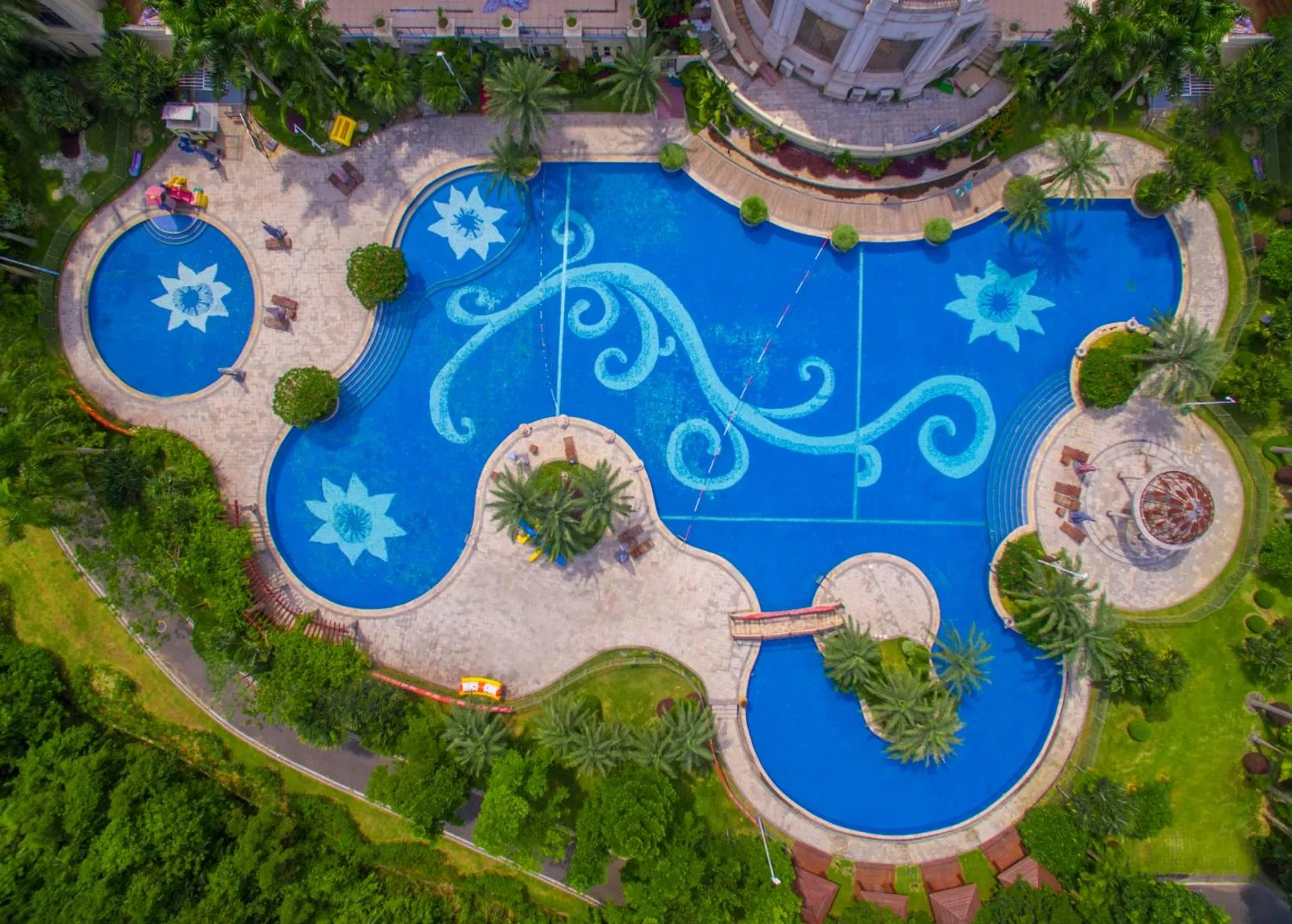 Swimming pool in Country Garden Phoenix Hotel Huizhou Huiyang