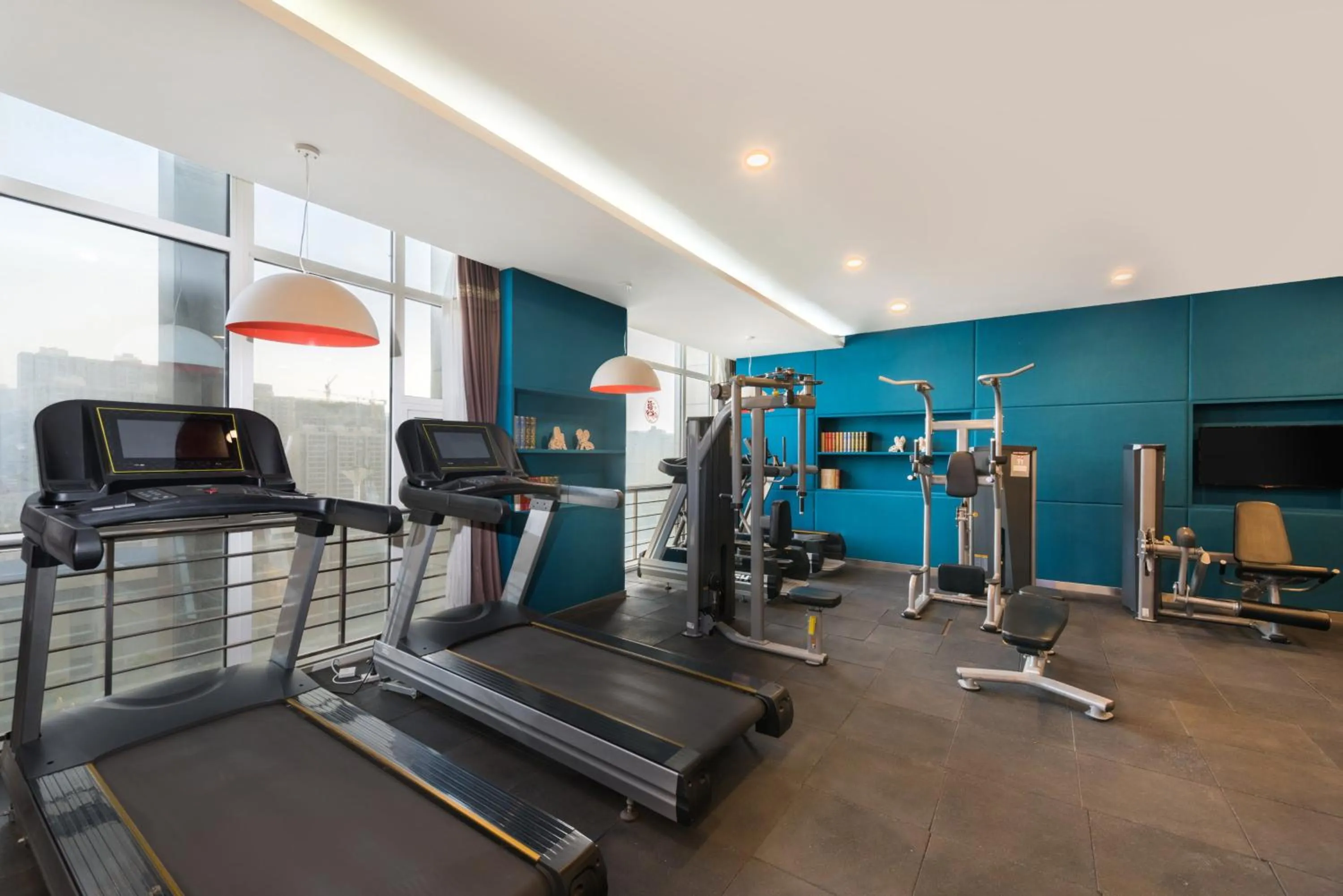 Fitness centre/facilities in Holiday Inn Express Baoji City Centre by IHG