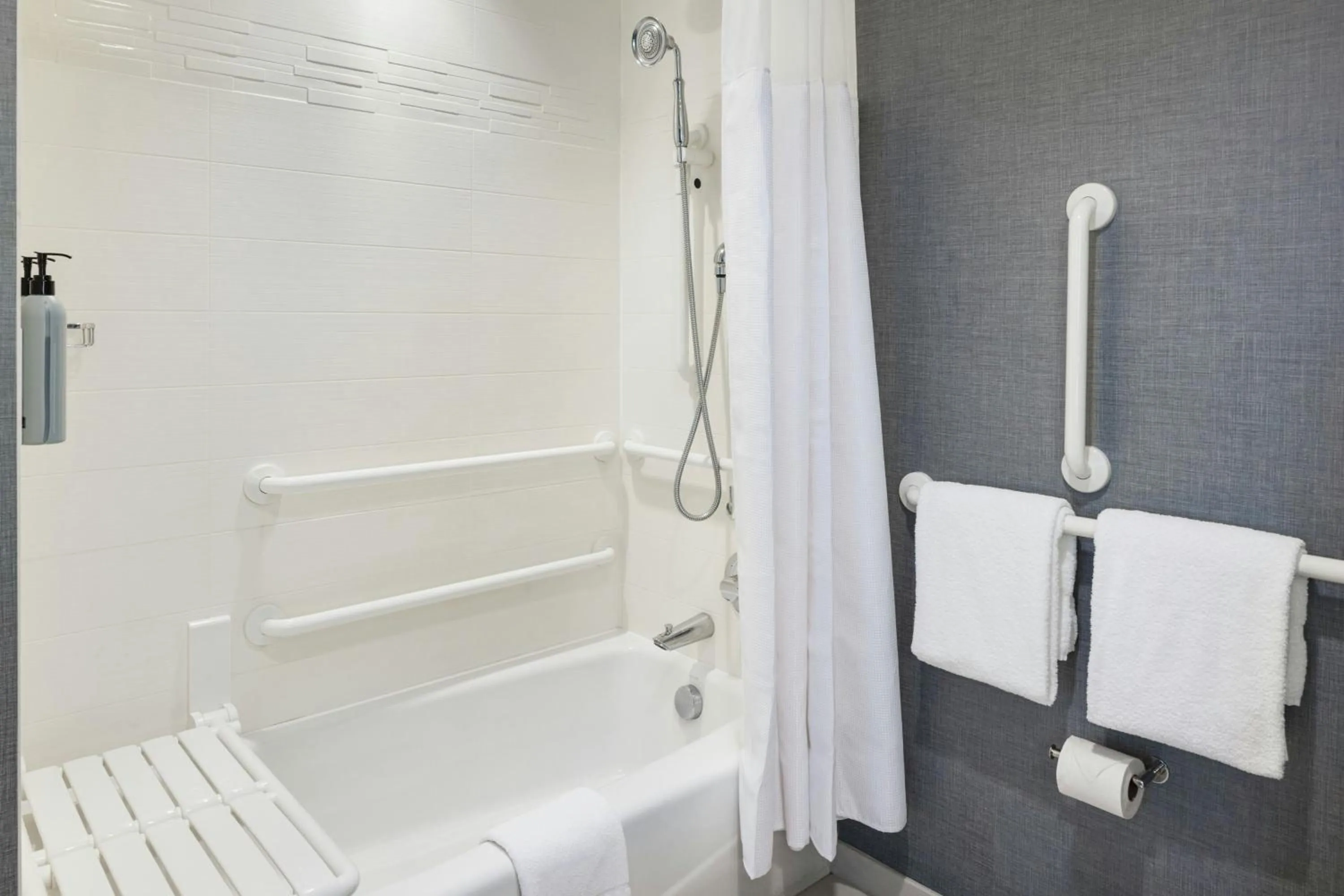 Bathroom in Residence Inn by Marriott Ann Arbor Downtown
