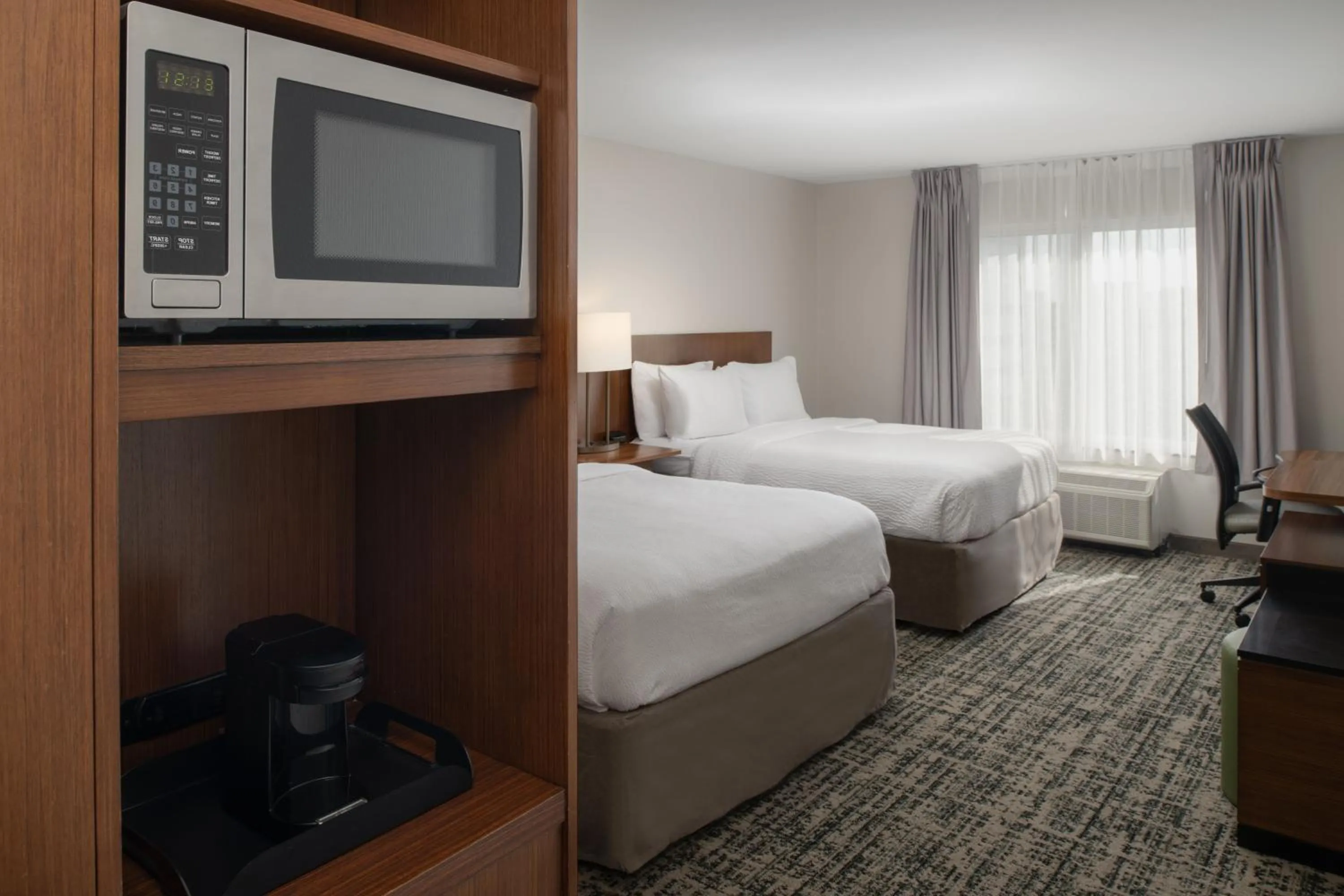 Bedroom, Bed in Fairfield Inn & Suites by Marriott Tampa Westshore/Airport