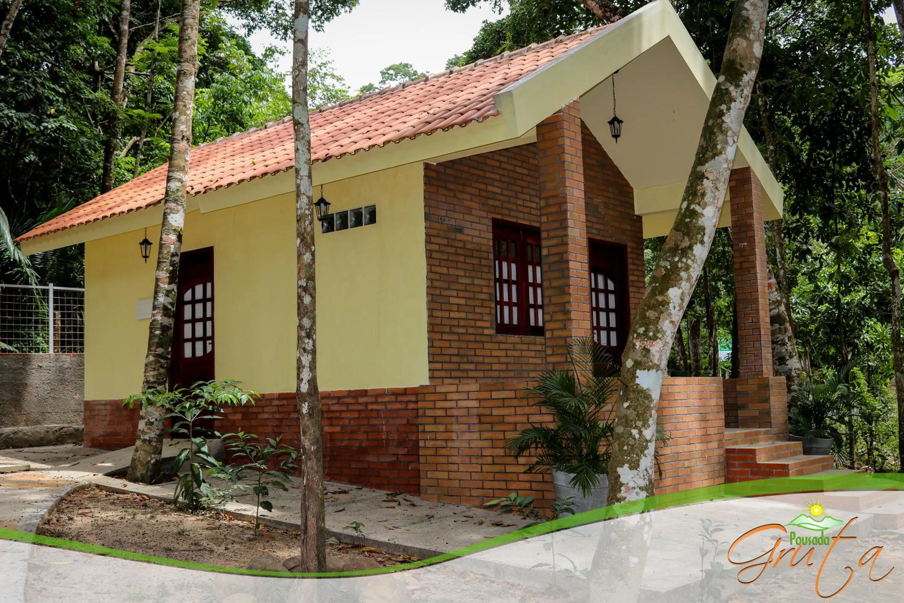 Property building in Pousada Gruta