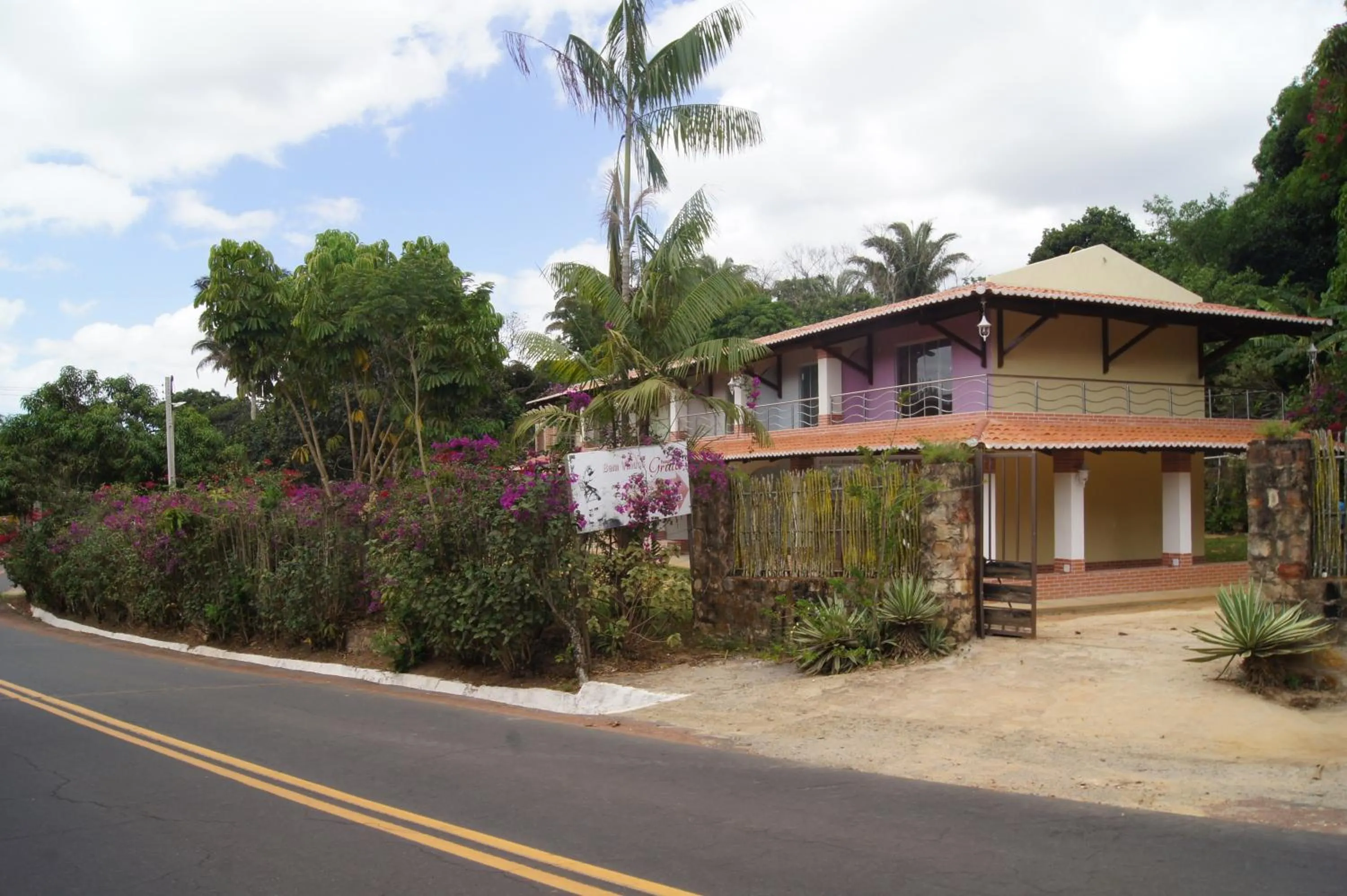 Facade/entrance in Pousada Gruta
