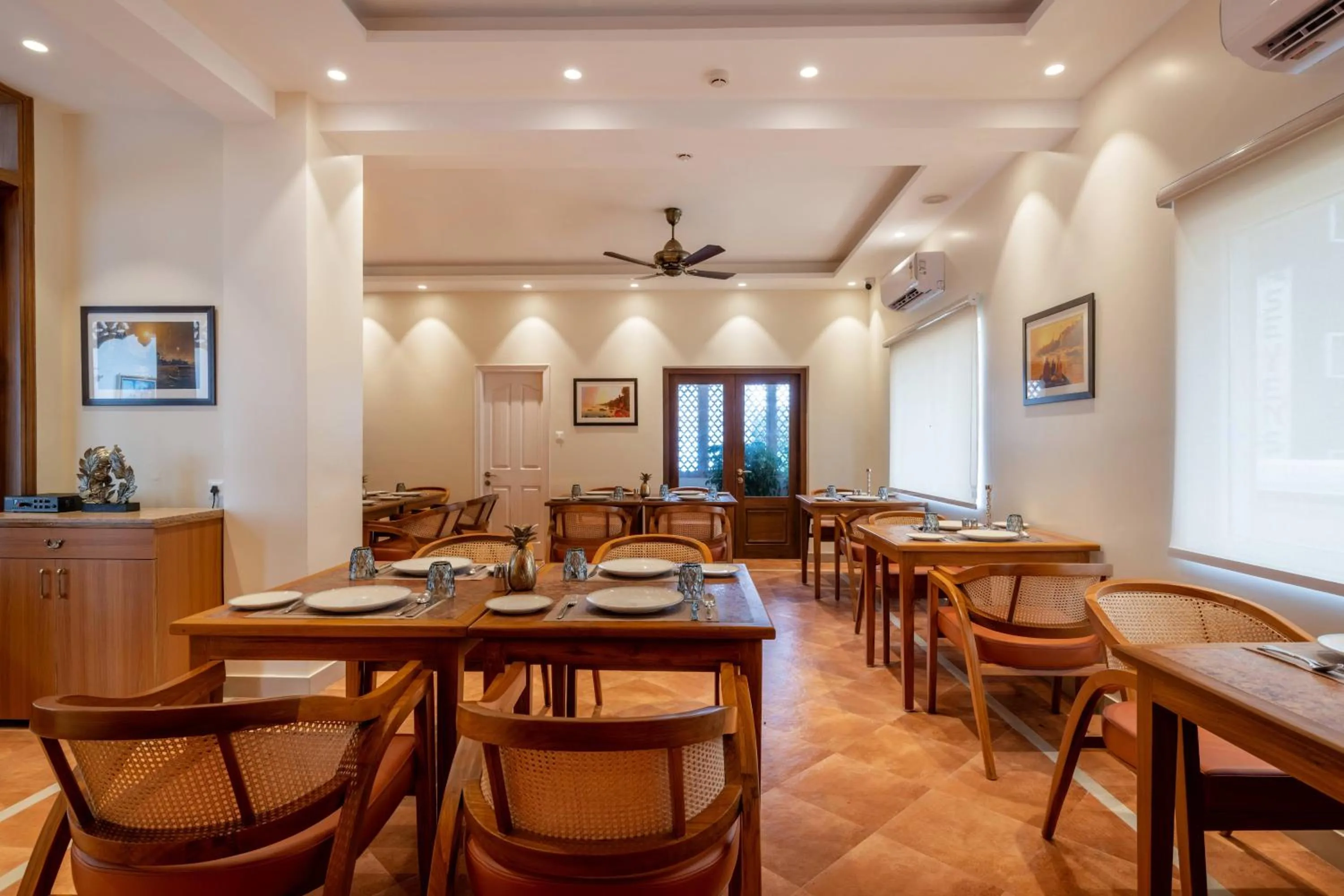 Restaurant/places to eat in juSTa Luxe Kashi Parampara, Varanasi