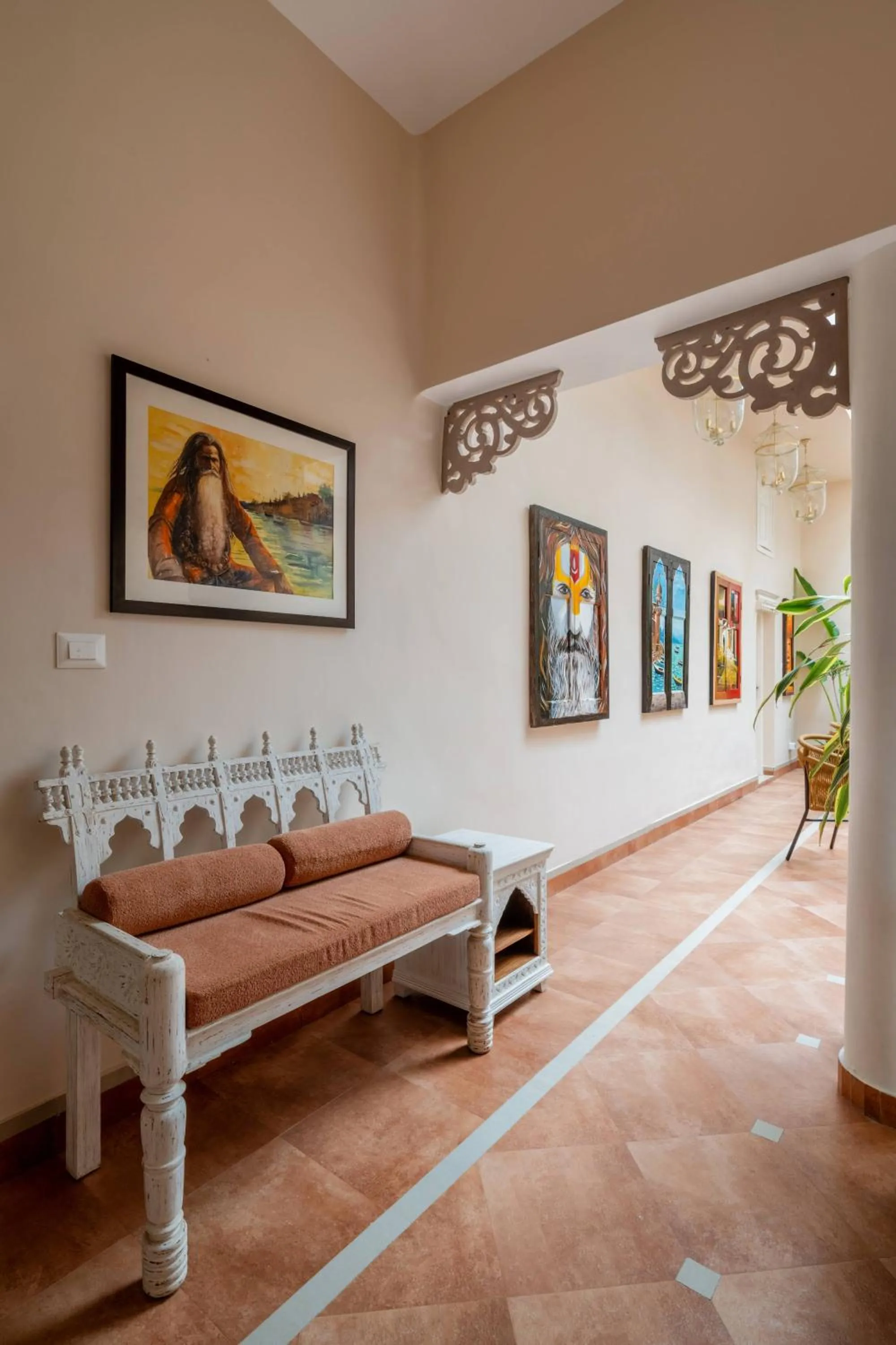 Bed in juSTa Luxe Kashi Parampara, Varanasi