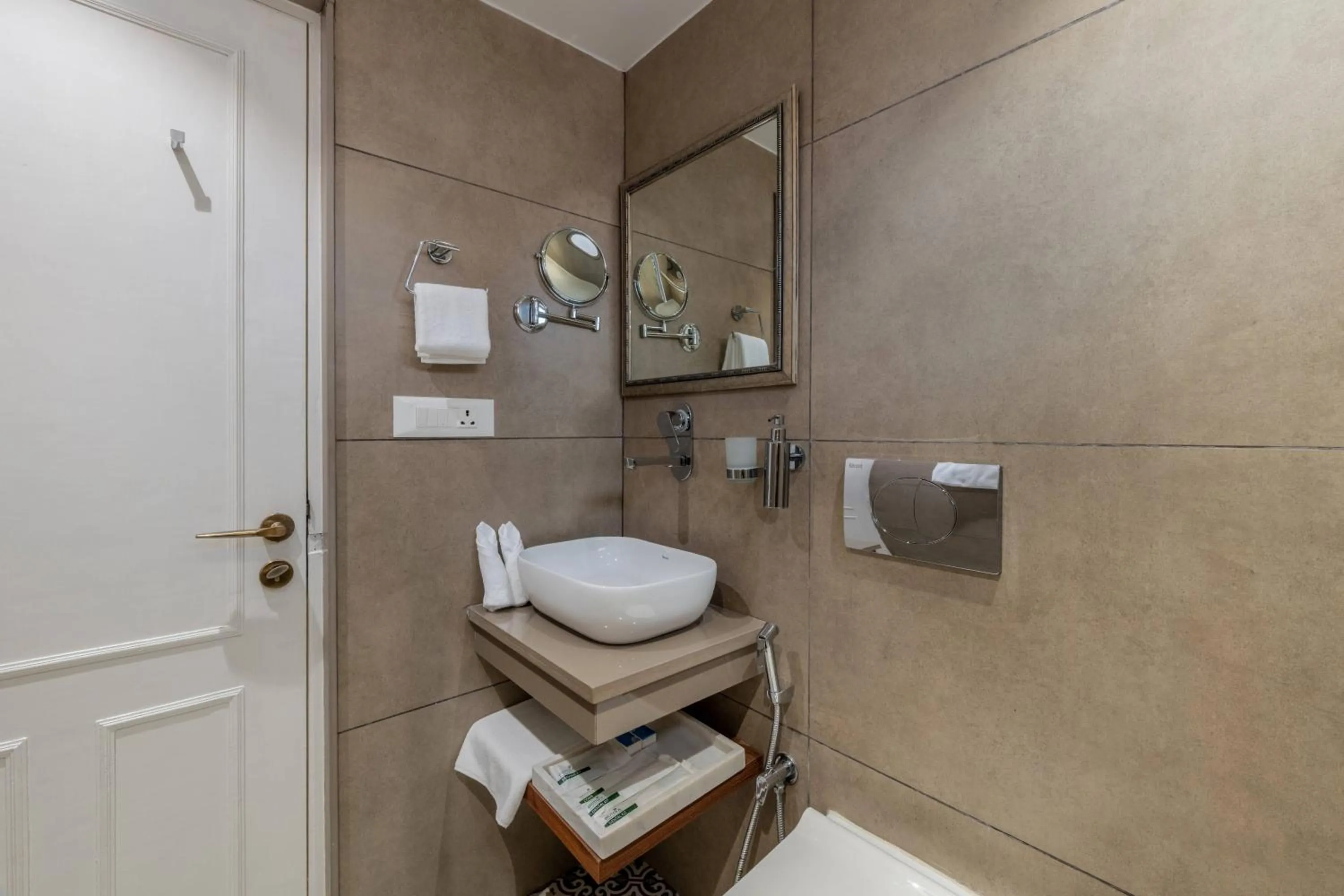 Bathroom in juSTa Luxe Kashi Parampara, Varanasi