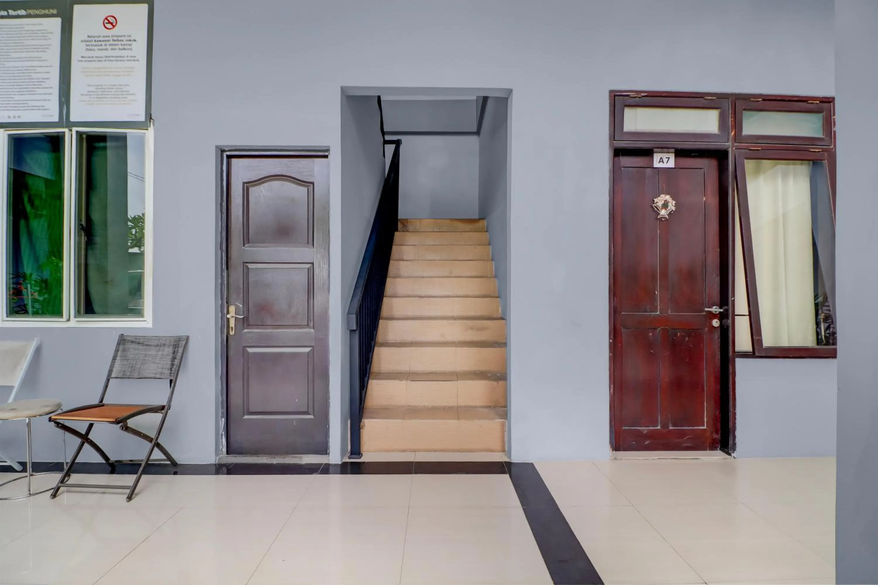 Lobby or reception in Hotel O near Trans Studio Theme Park formerly Cyloam Residence