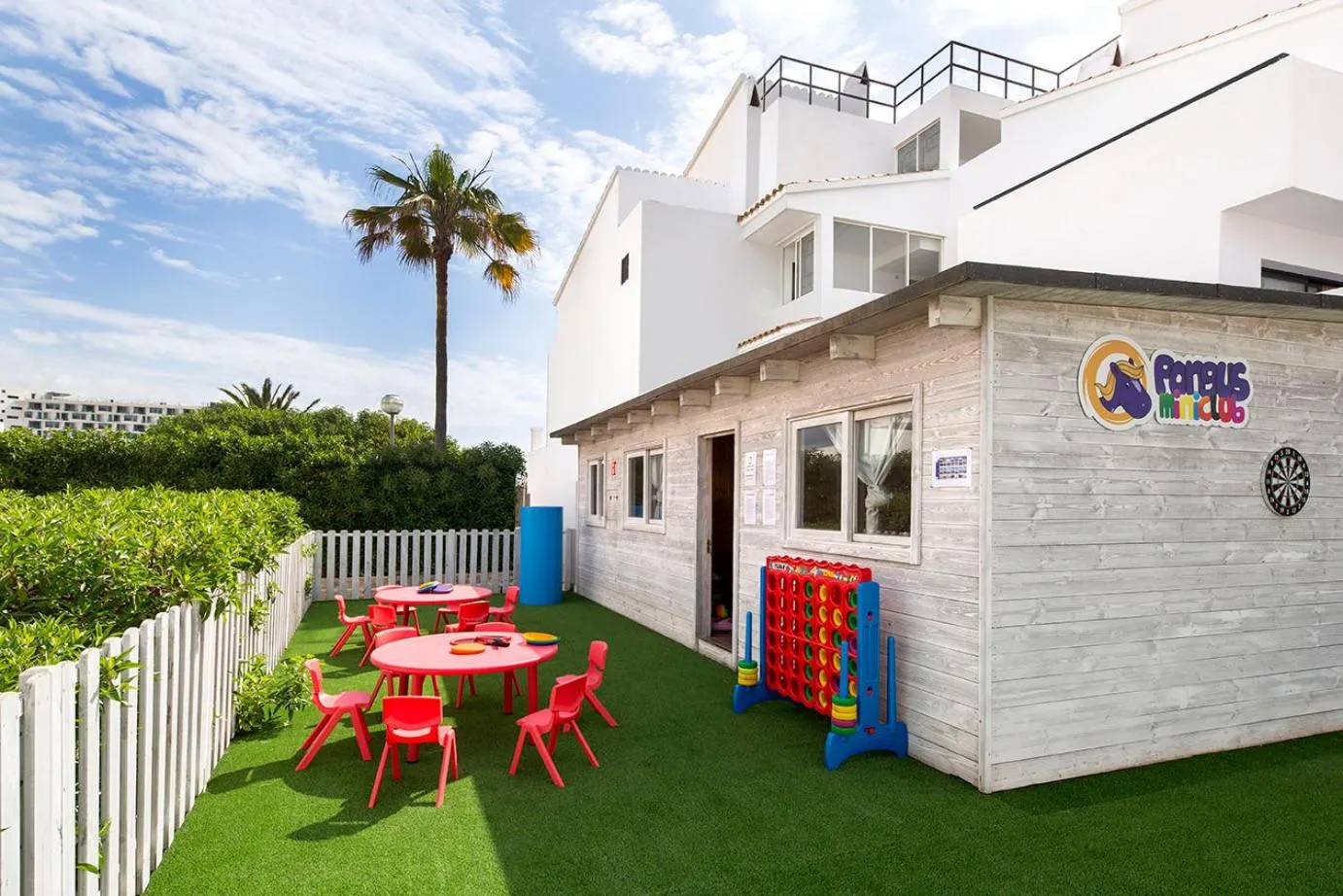 Area and facilities in FERGUS Style Bahamas