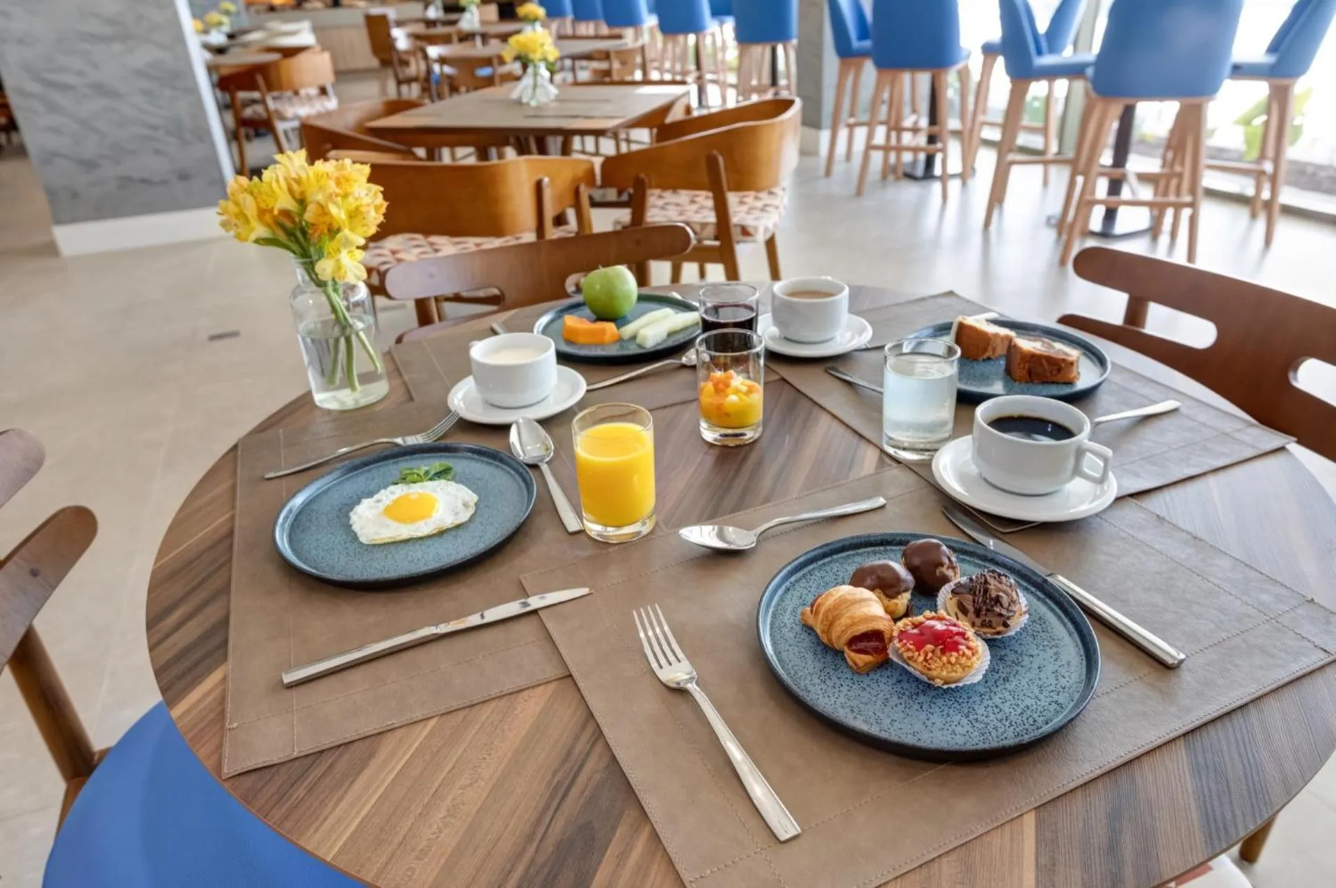 Breakfast in Hampton By Hilton Caraguatatuba Serramar