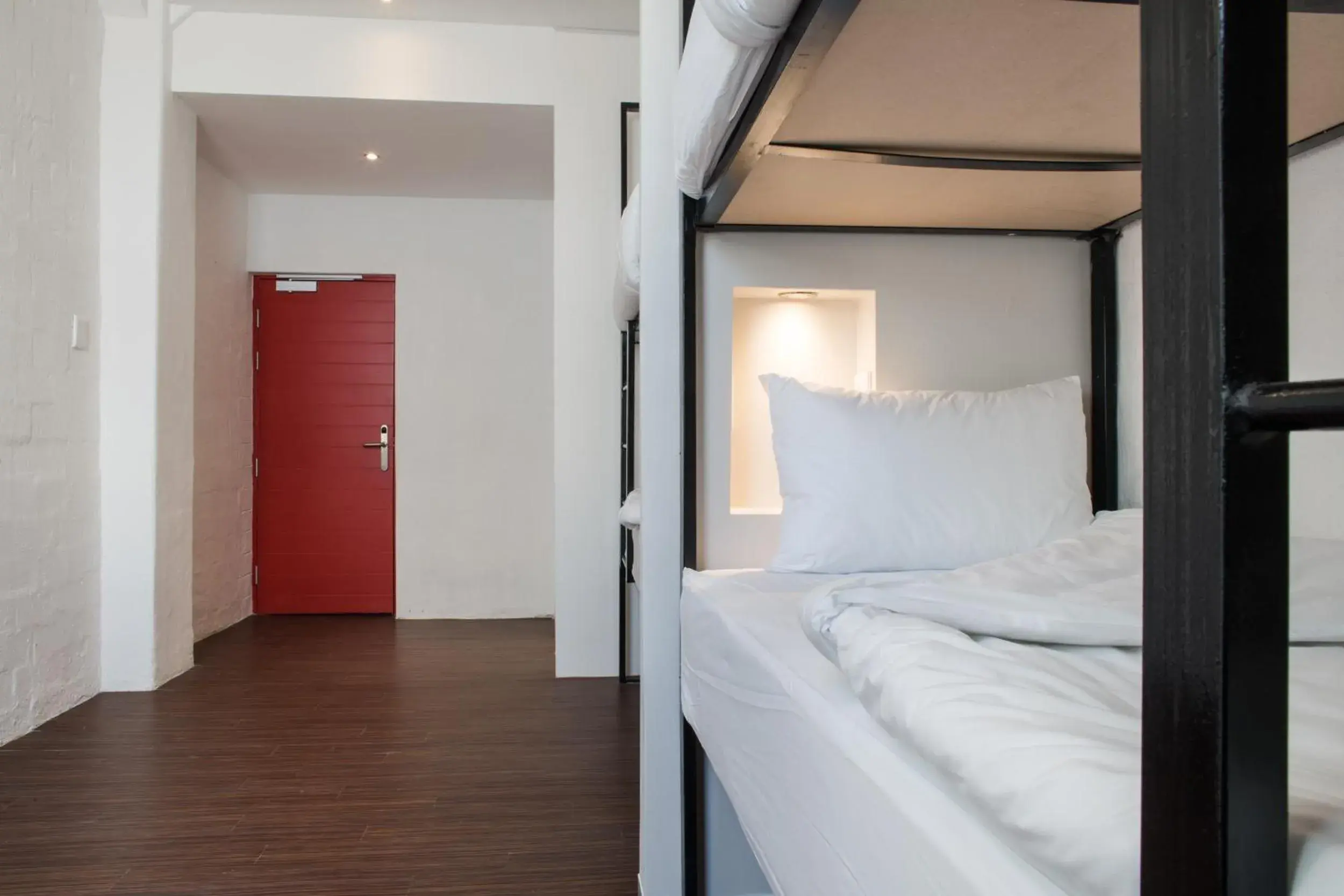 Bed in 6-Bed en suite Mixed Room in 91 Loop Boutique Hostel Bed in 6-Bed en suite Mixed Room in 91 Loop Boutique Hostel