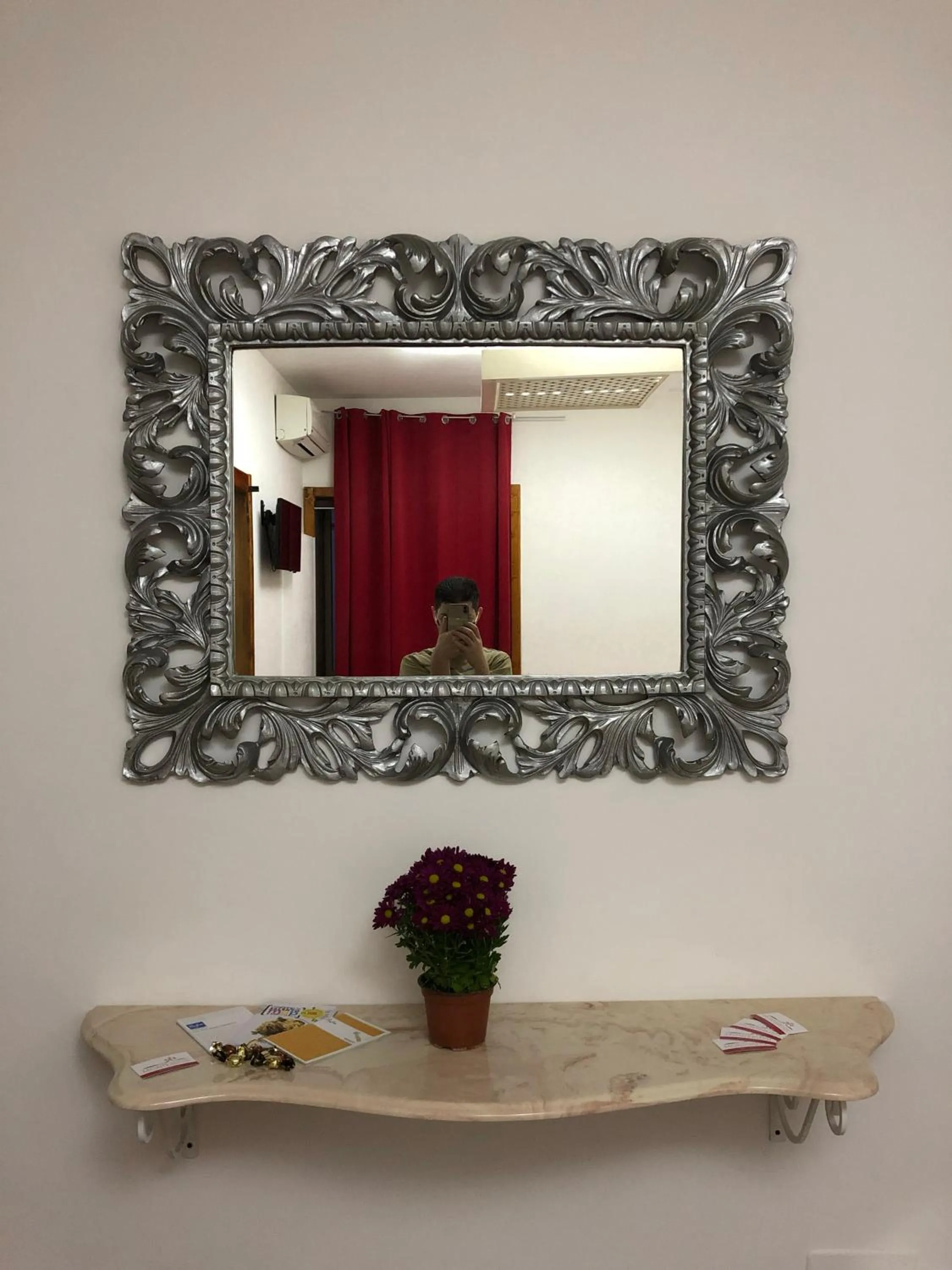 Decorative detail in Monterussi Bed and Breakfast