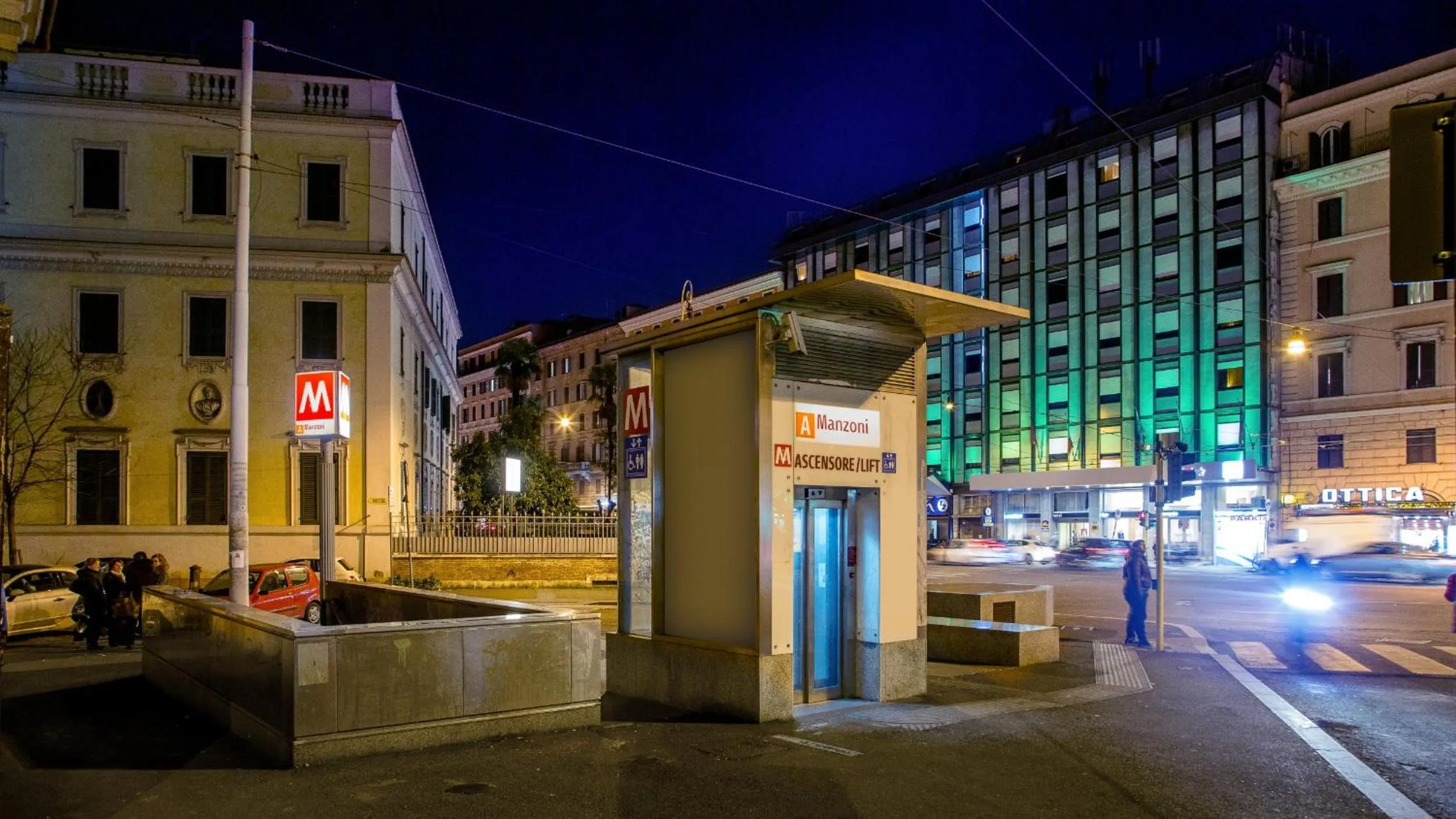 Neighbourhood in Ad Hoc Domus Colosseo