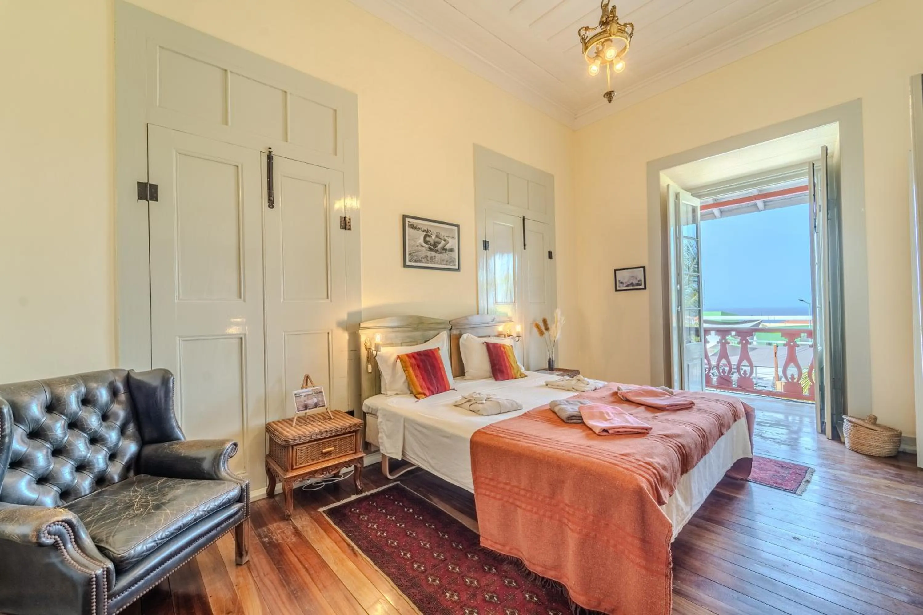 Bed in The Colonial Guest House